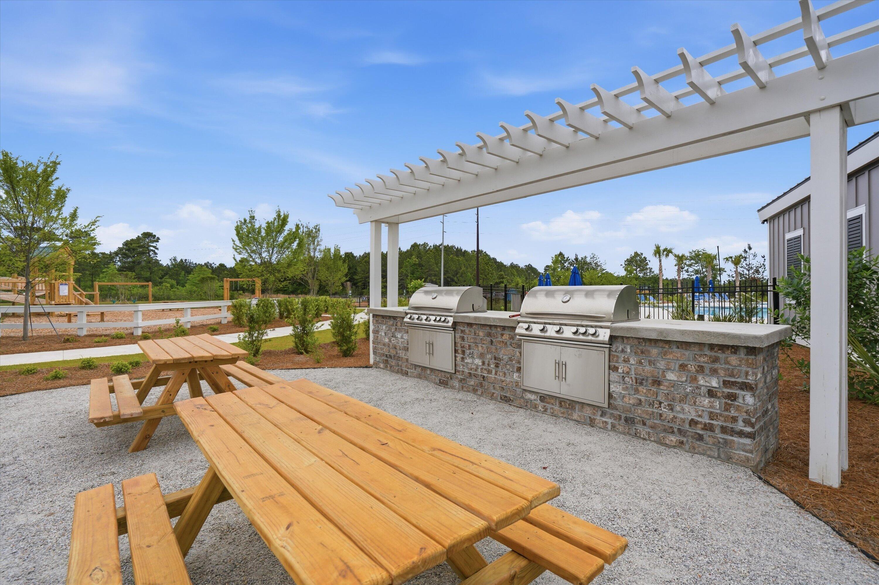 128 Lilac Grove Way