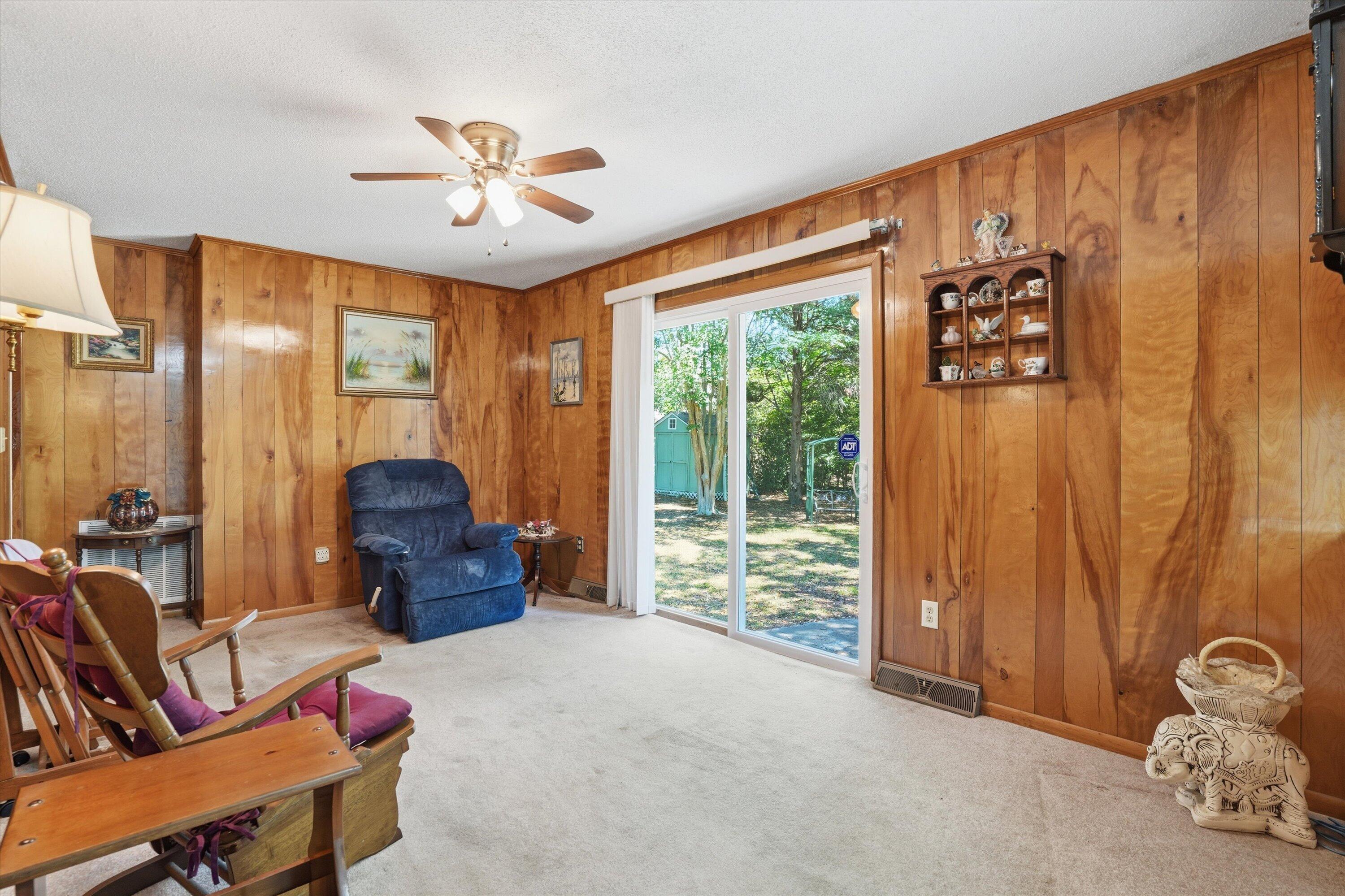 5312 Chantilly Lane