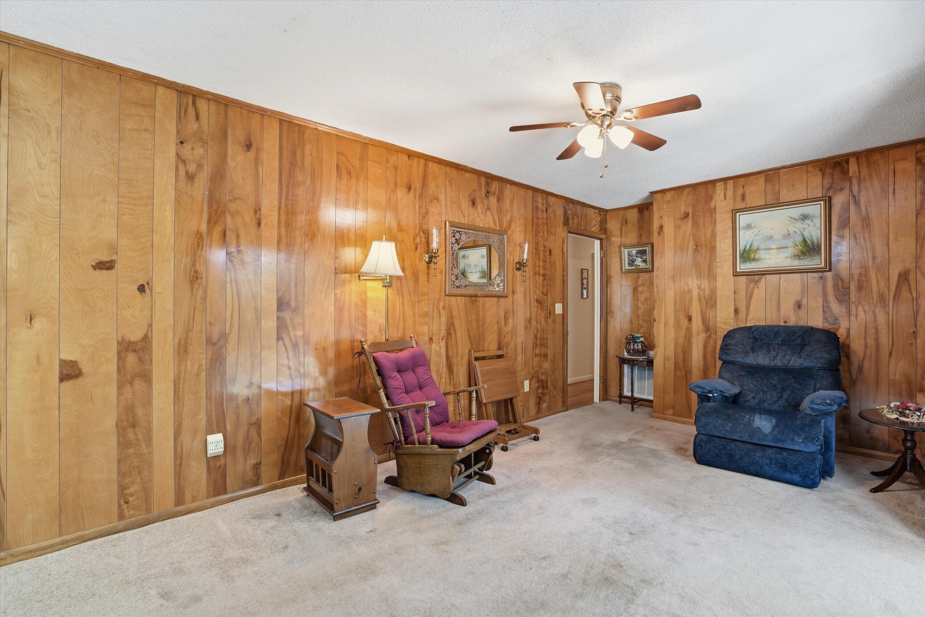 5312 Chantilly Lane