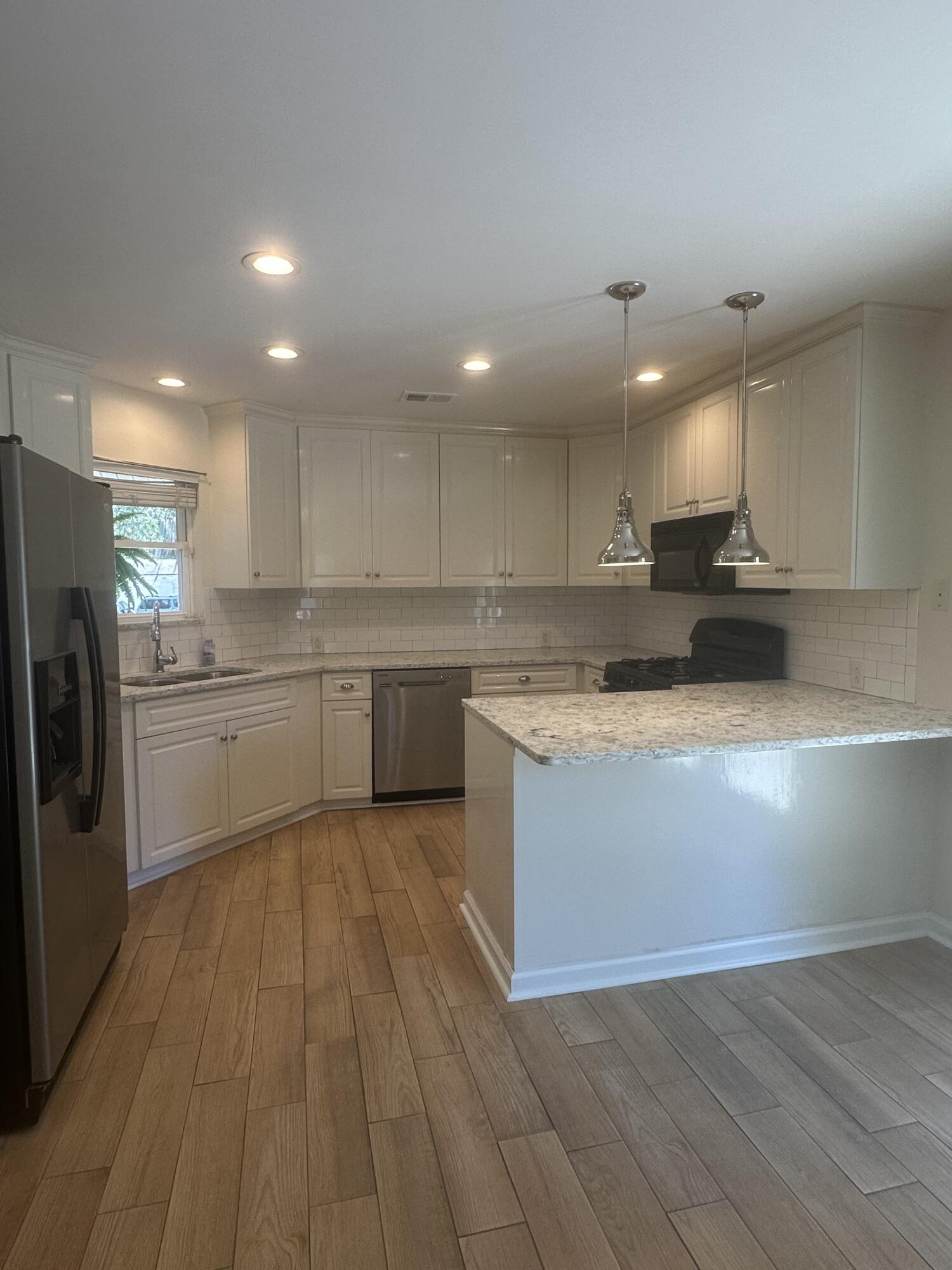 2041 Woodland Shores Road