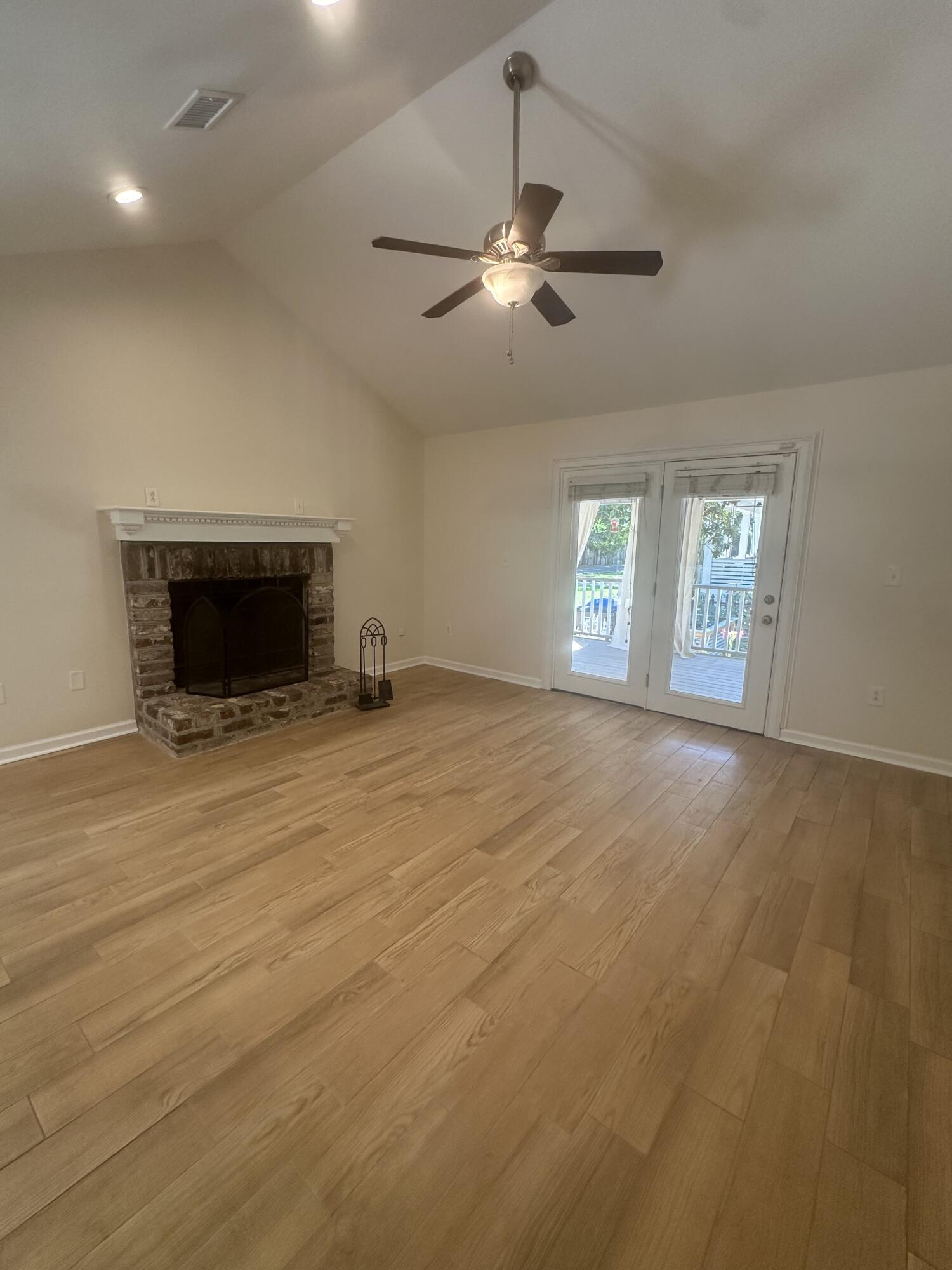 2041 Woodland Shores Road