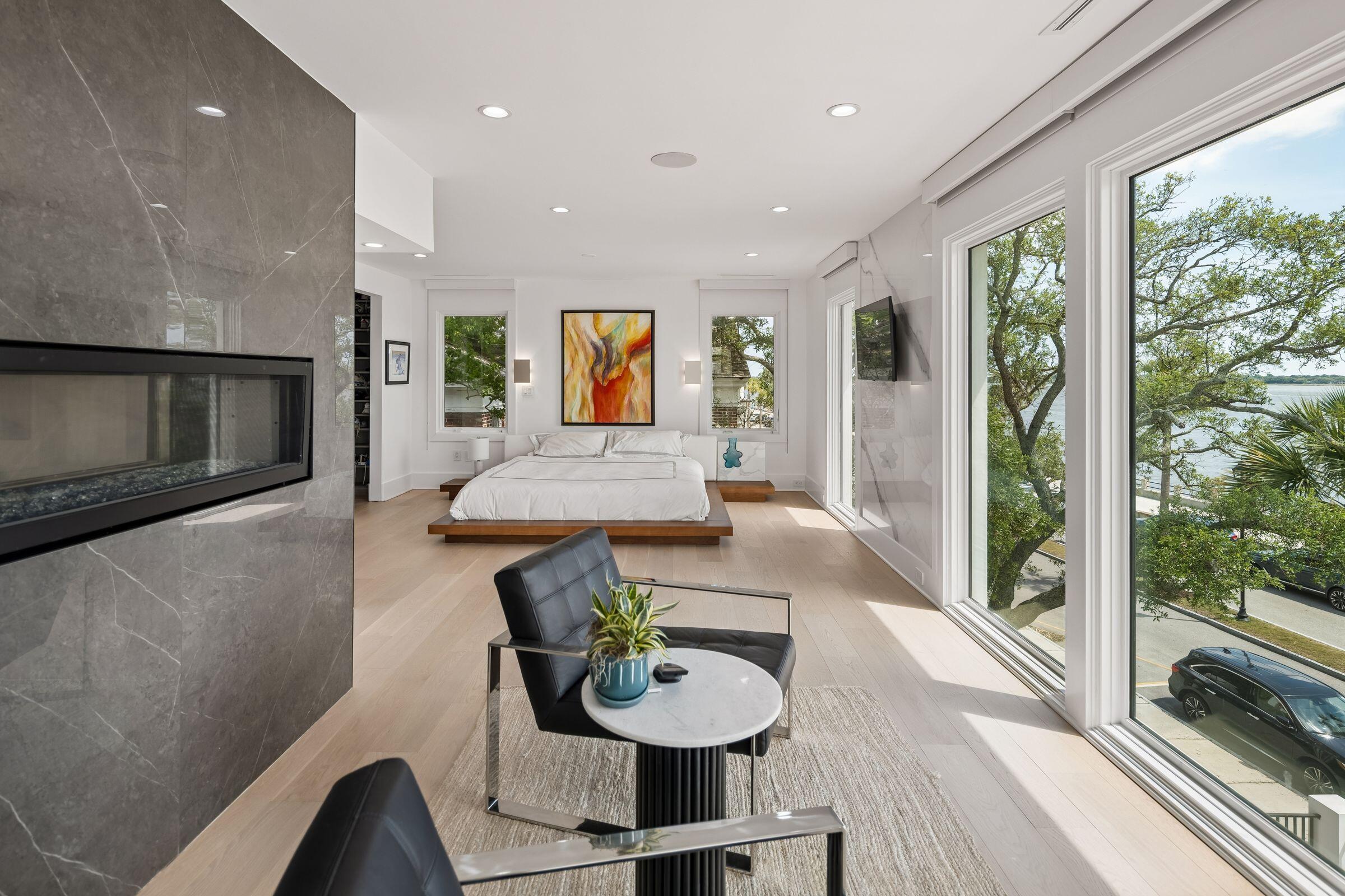 100 Murray Boulevard