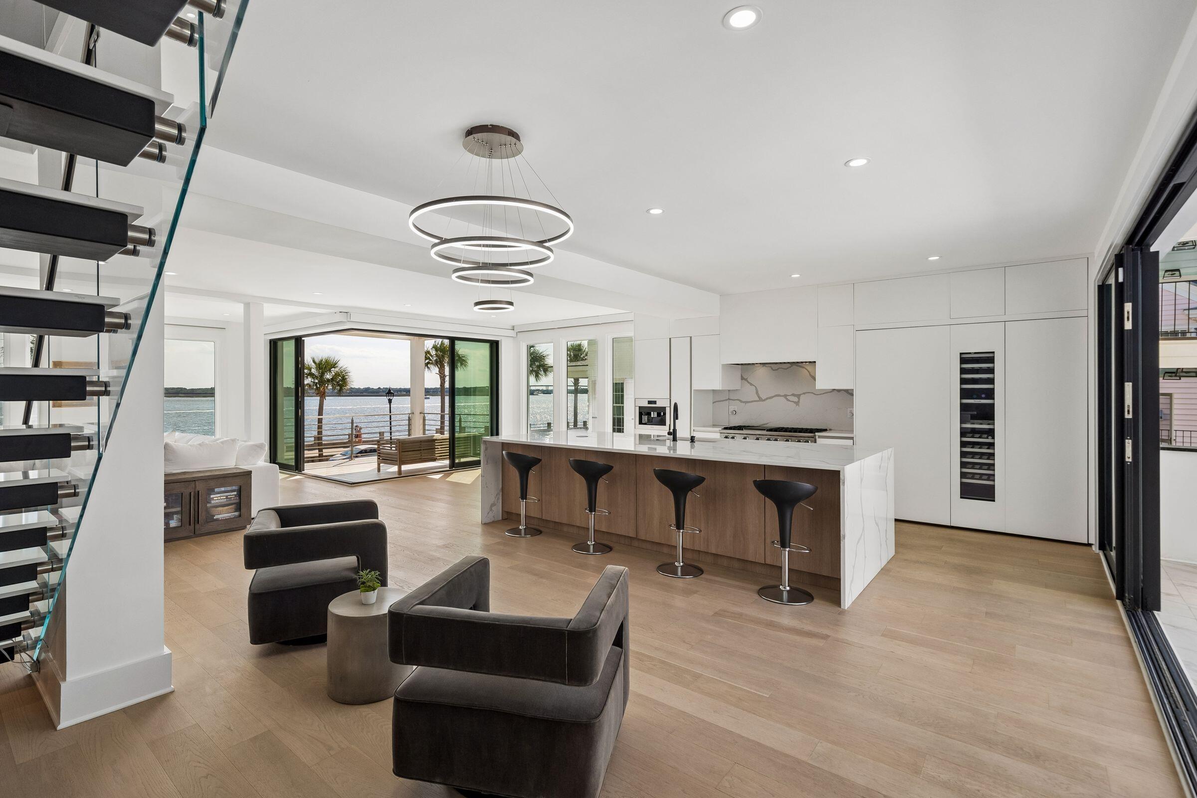 100 Murray Boulevard
