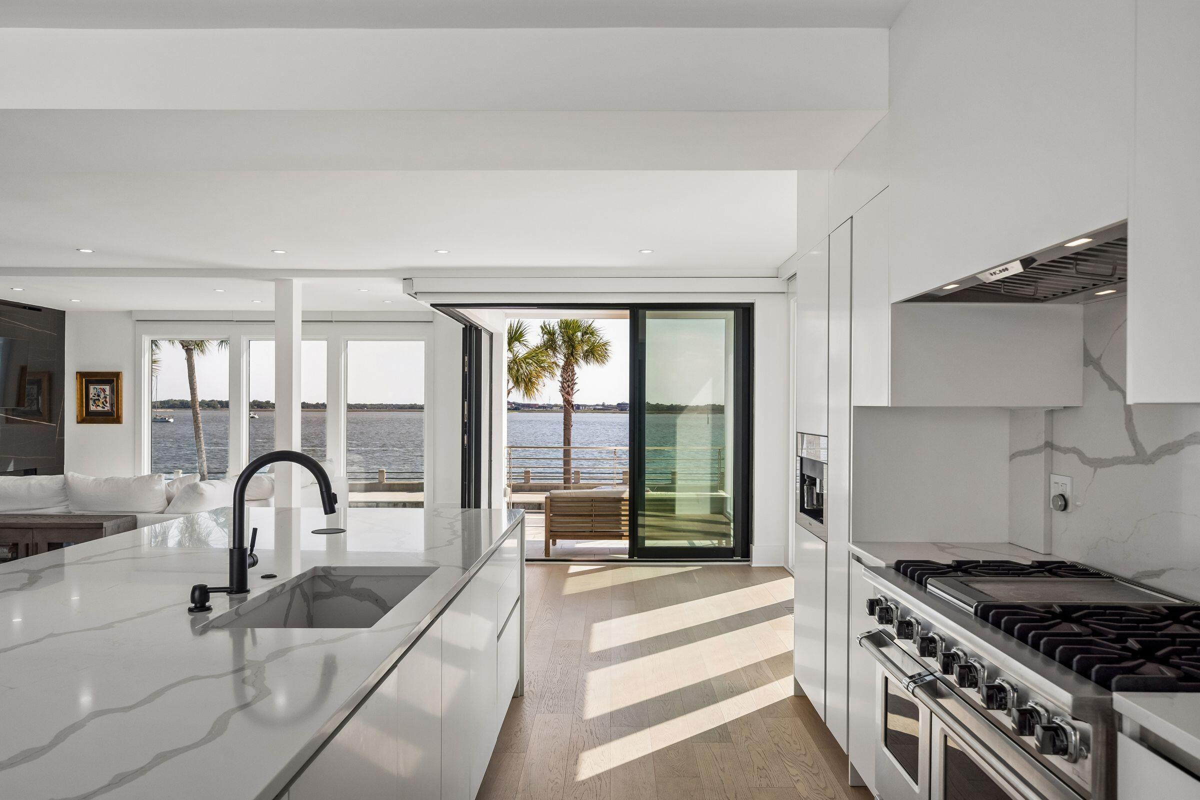 100 Murray Boulevard