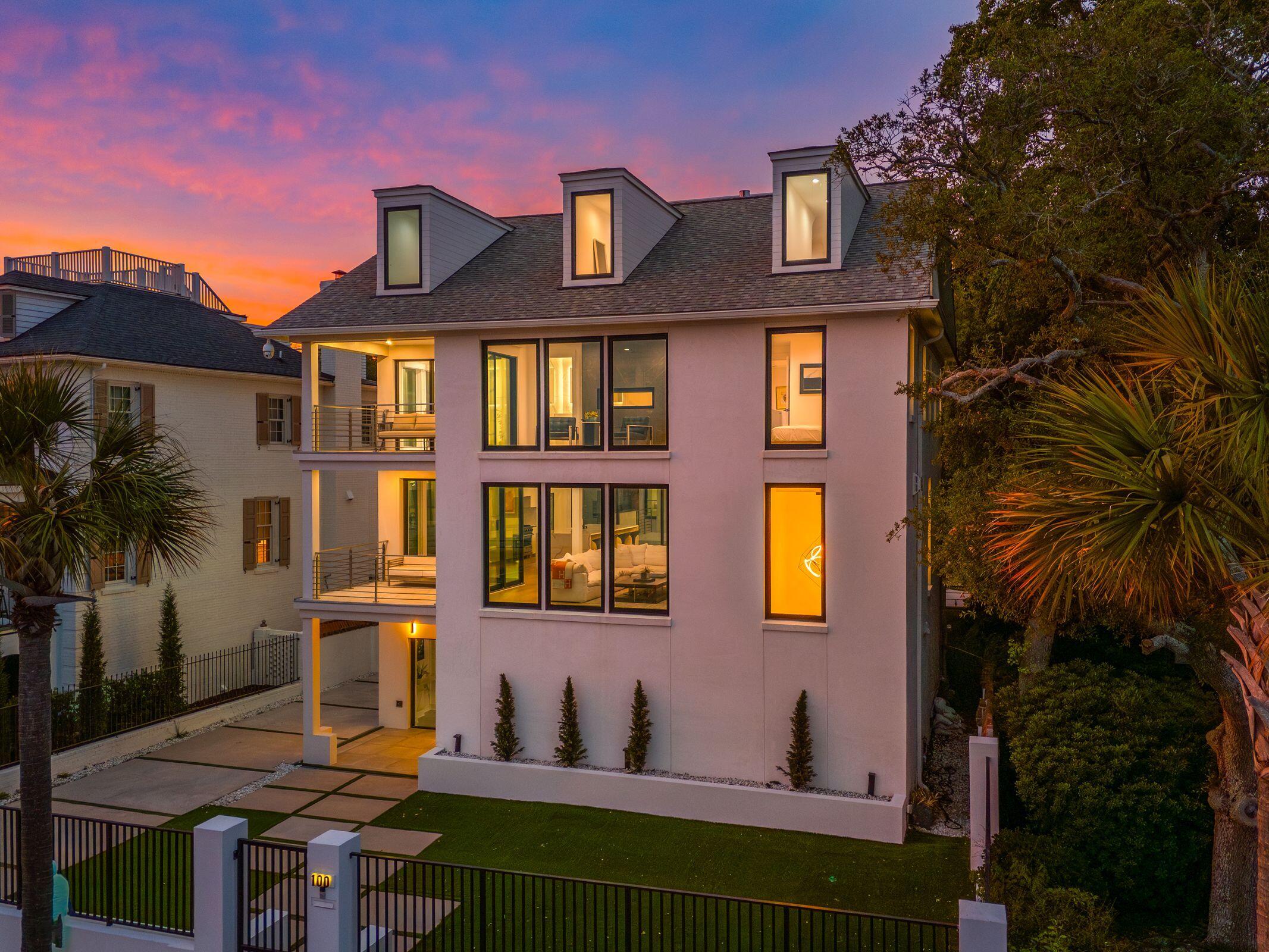 100 Murray Boulevard