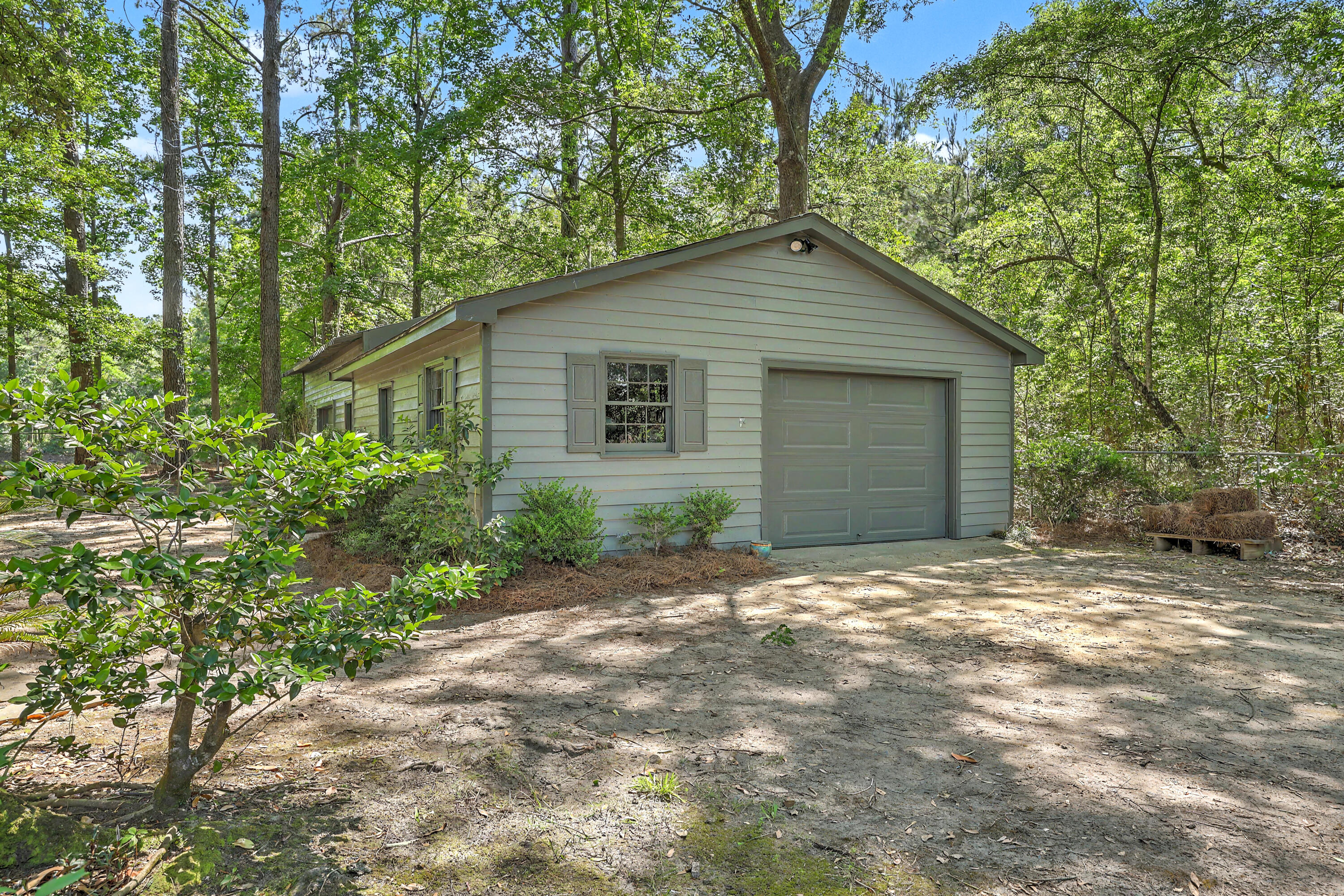 5709 Old Jacksonboro Road