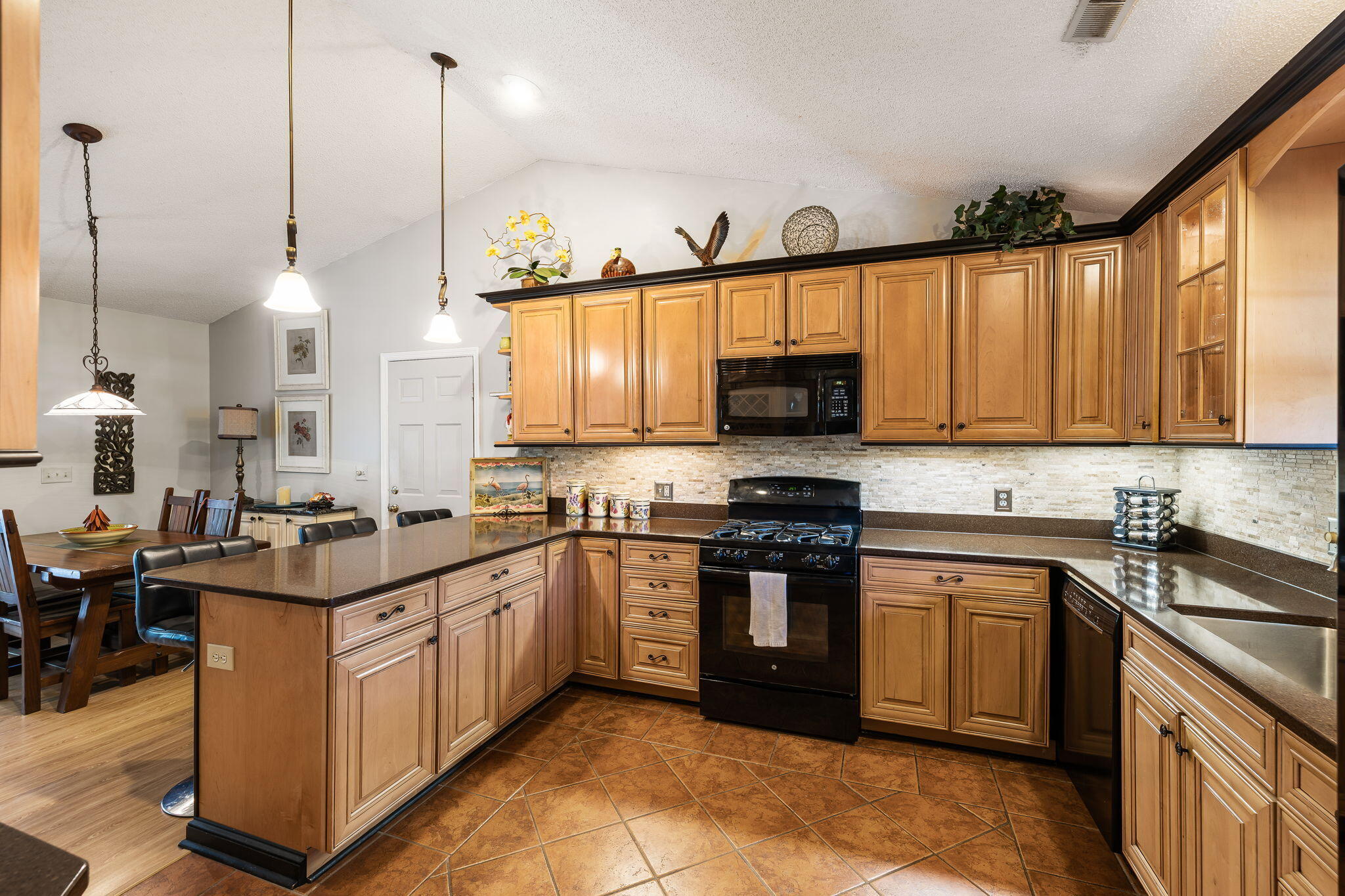 1182 Redbud Court