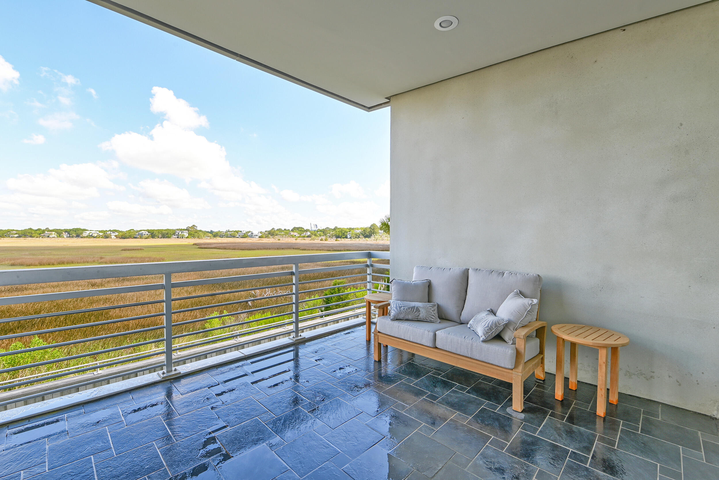 118 Cooper River Drive