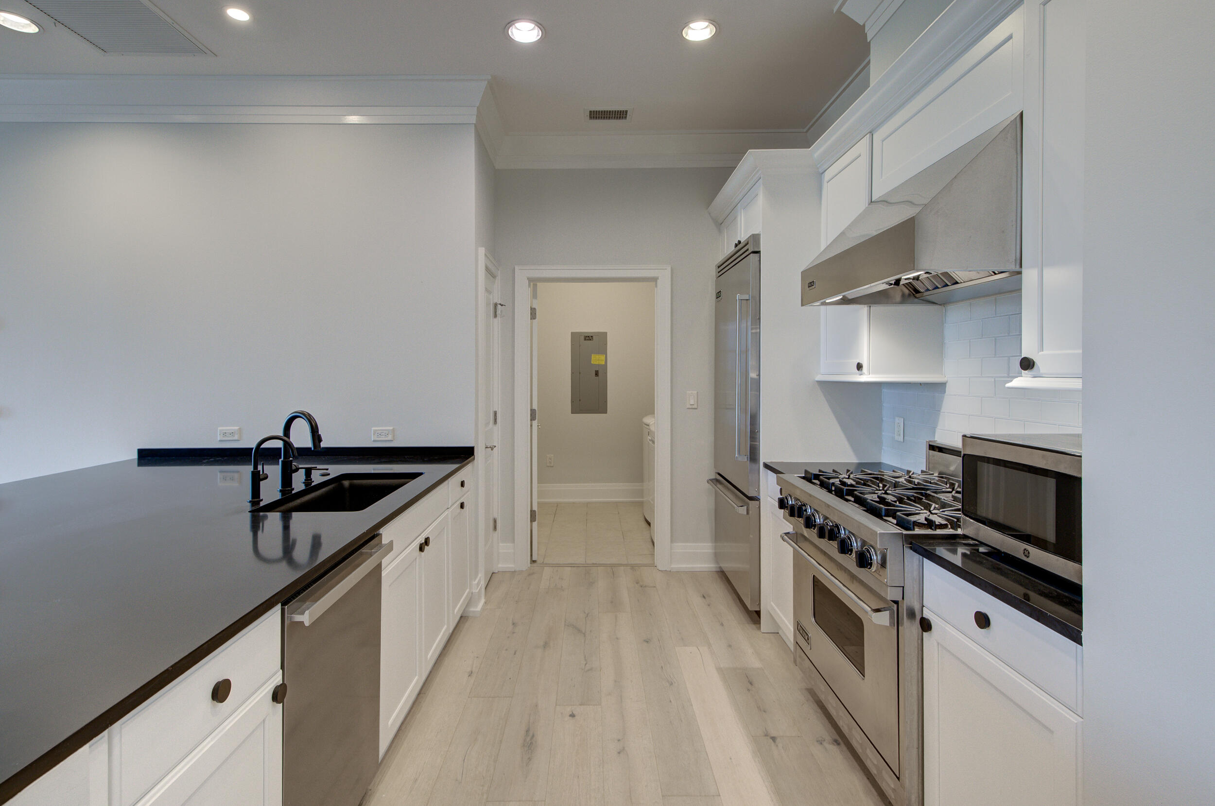 118 Cooper River Drive