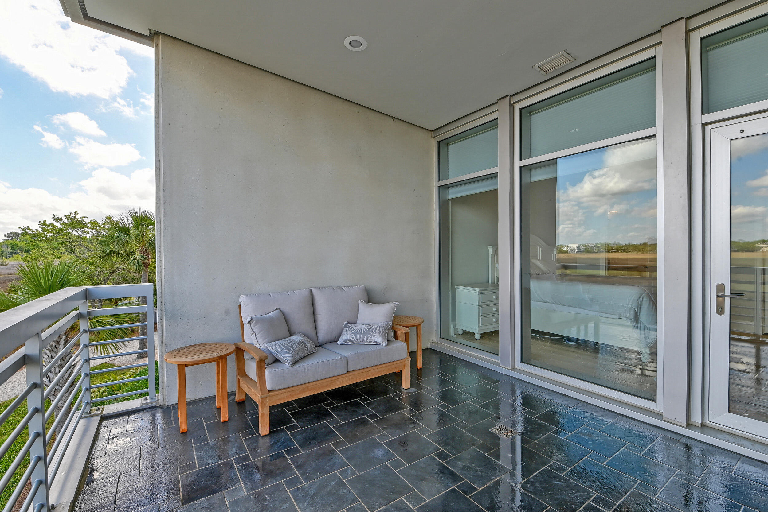 118 Cooper River Drive