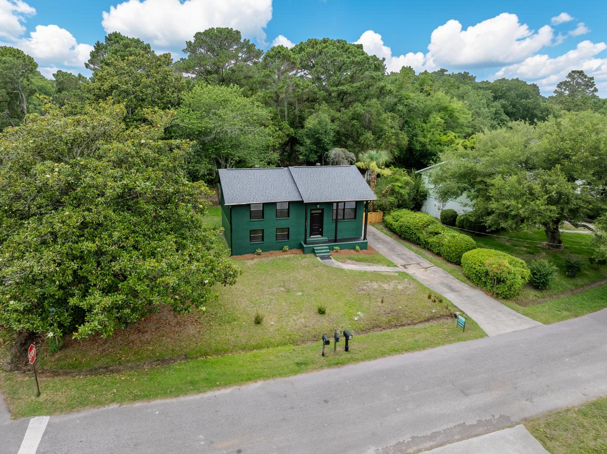 1411 Westway Drive