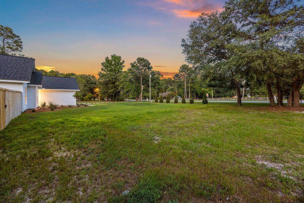6324 N Highway 17