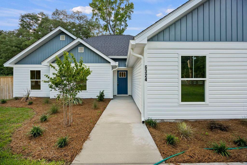 6324 N Highway 17