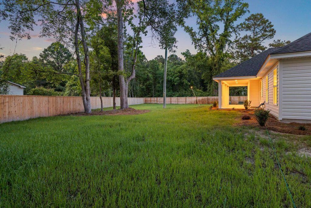 6324 N Highway 17