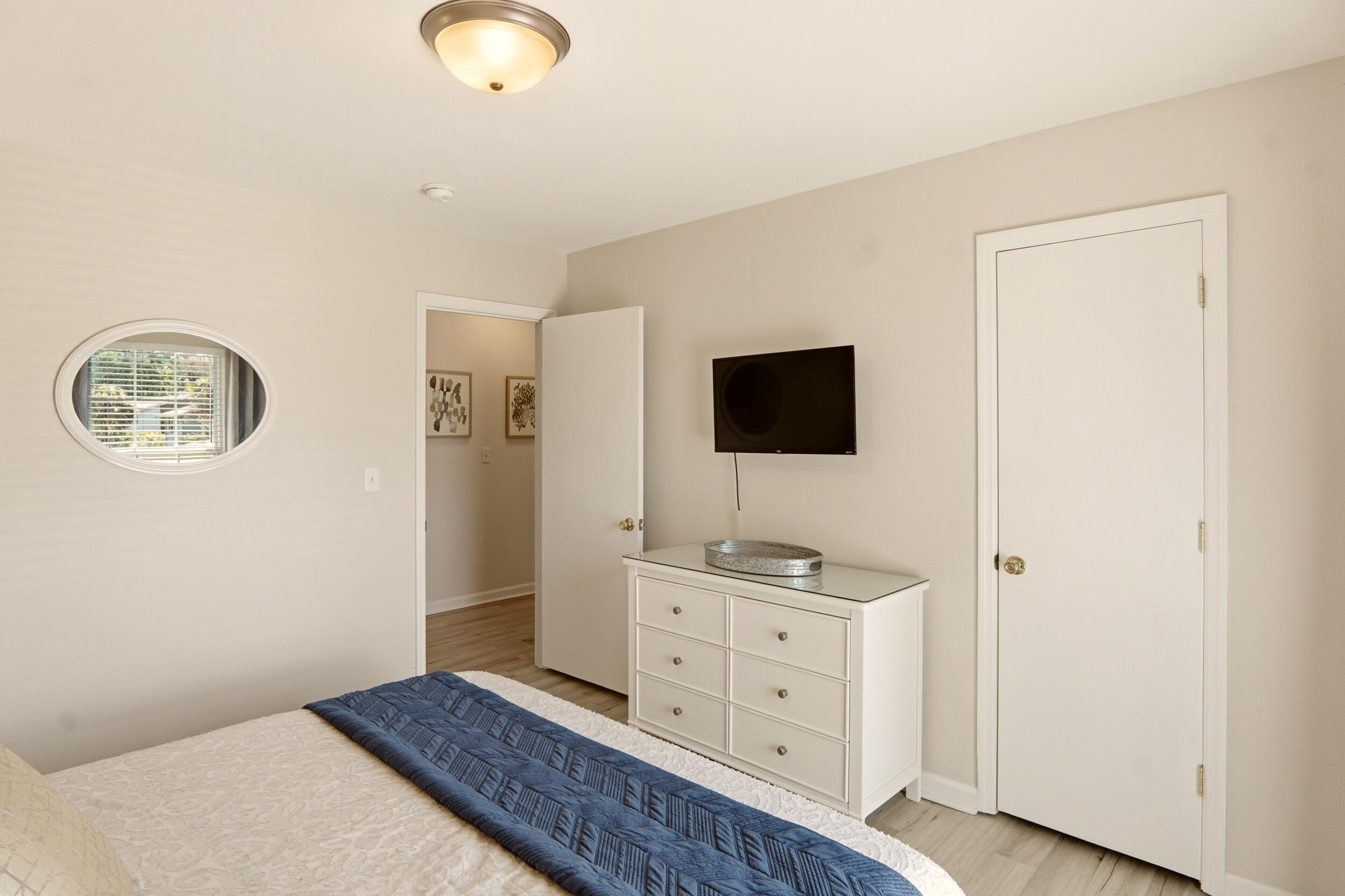 2494 Etiwan Avenue # 2 Unit: J-2