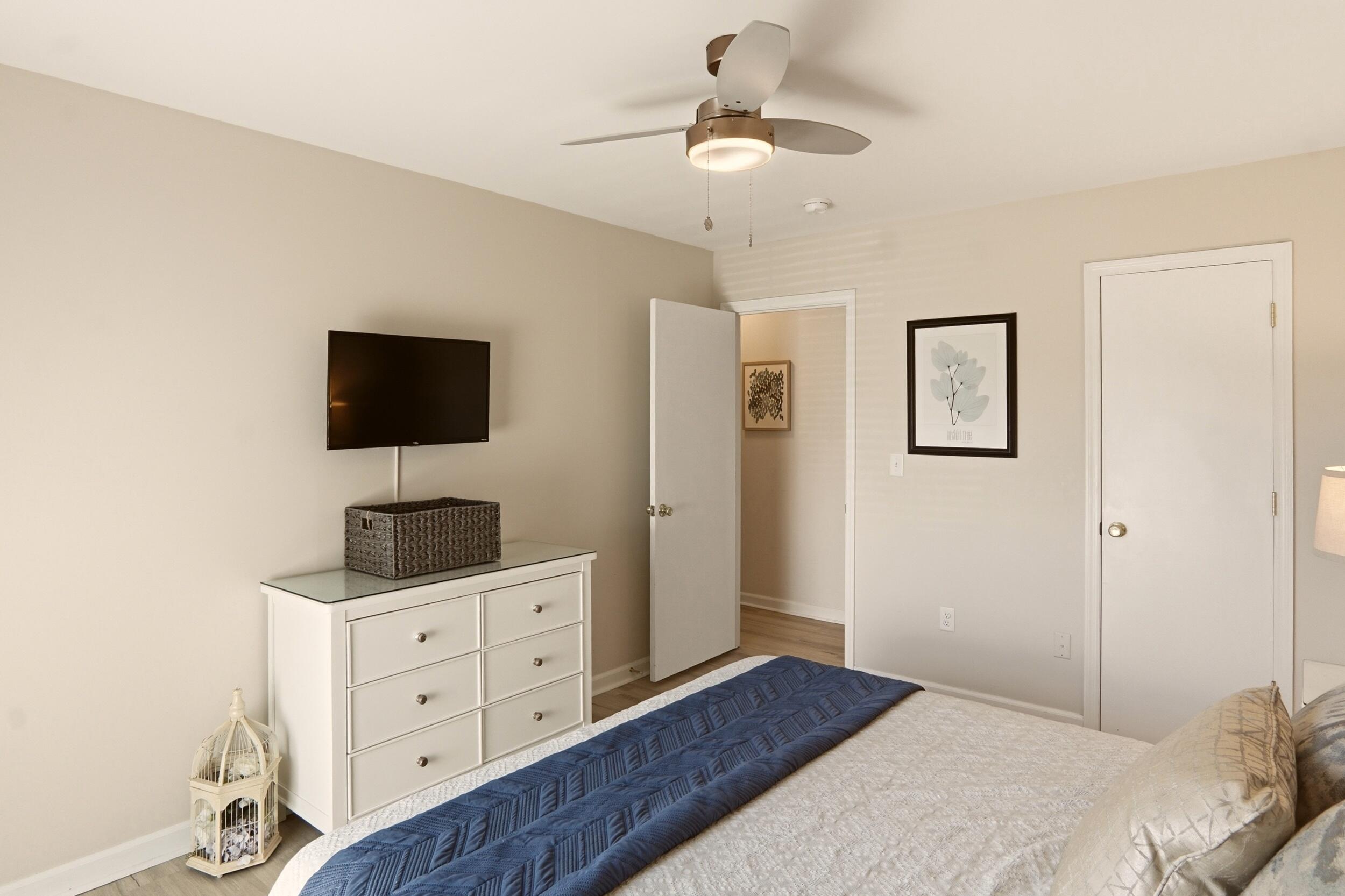 2494 Etiwan Avenue # 2 Unit: J-2