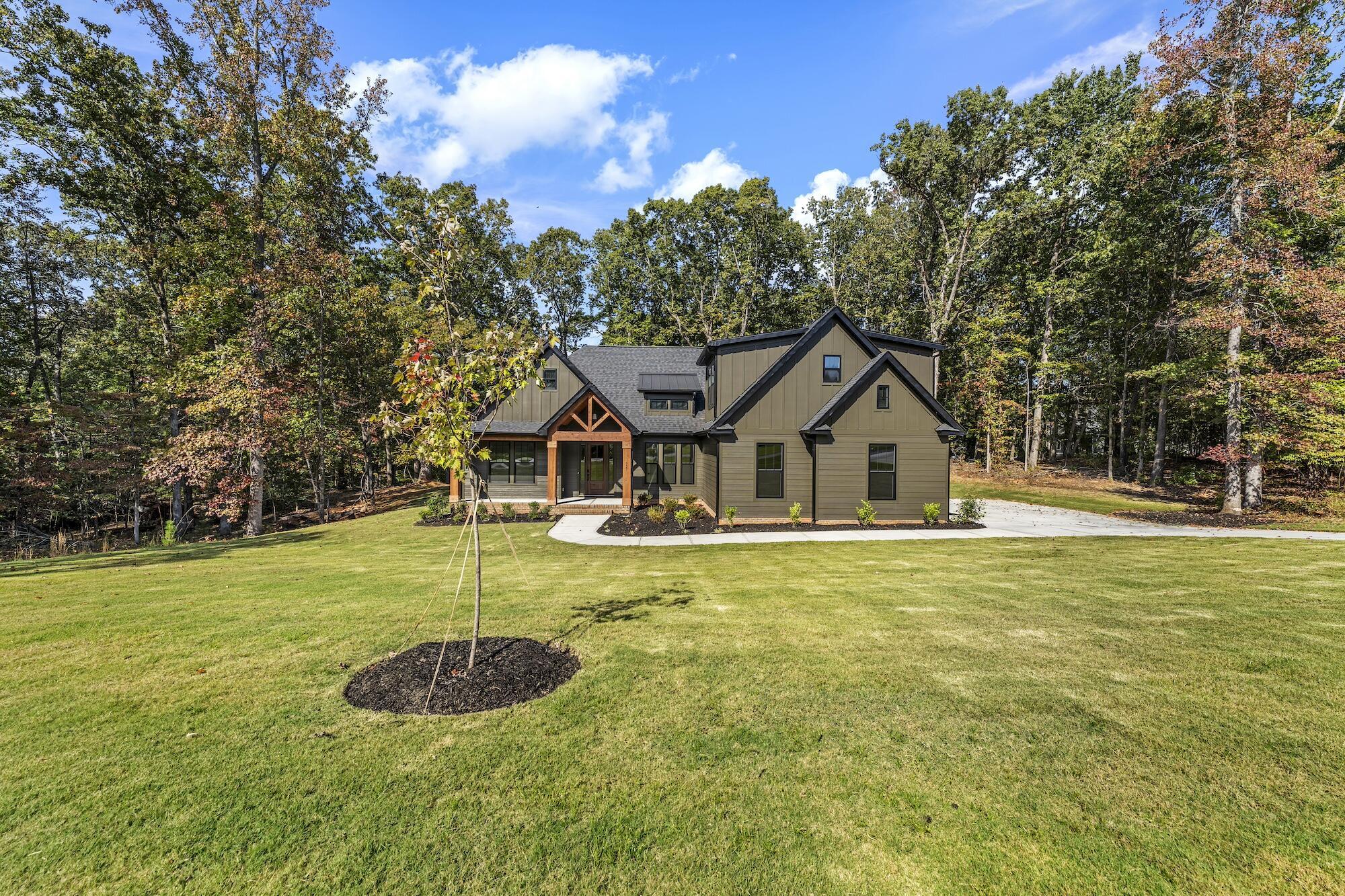 00 Gradydale Lane