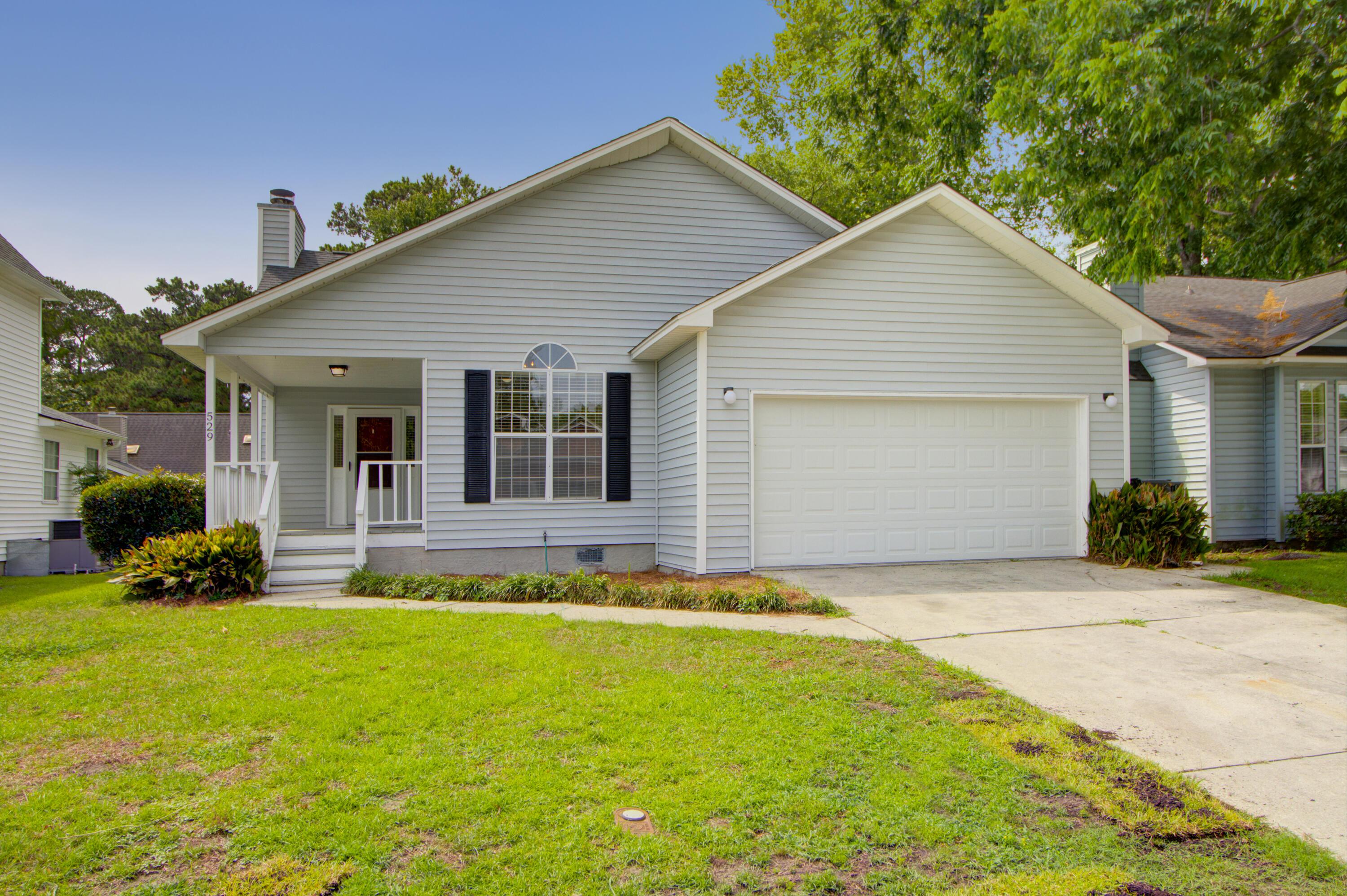529 Beechcraft Street