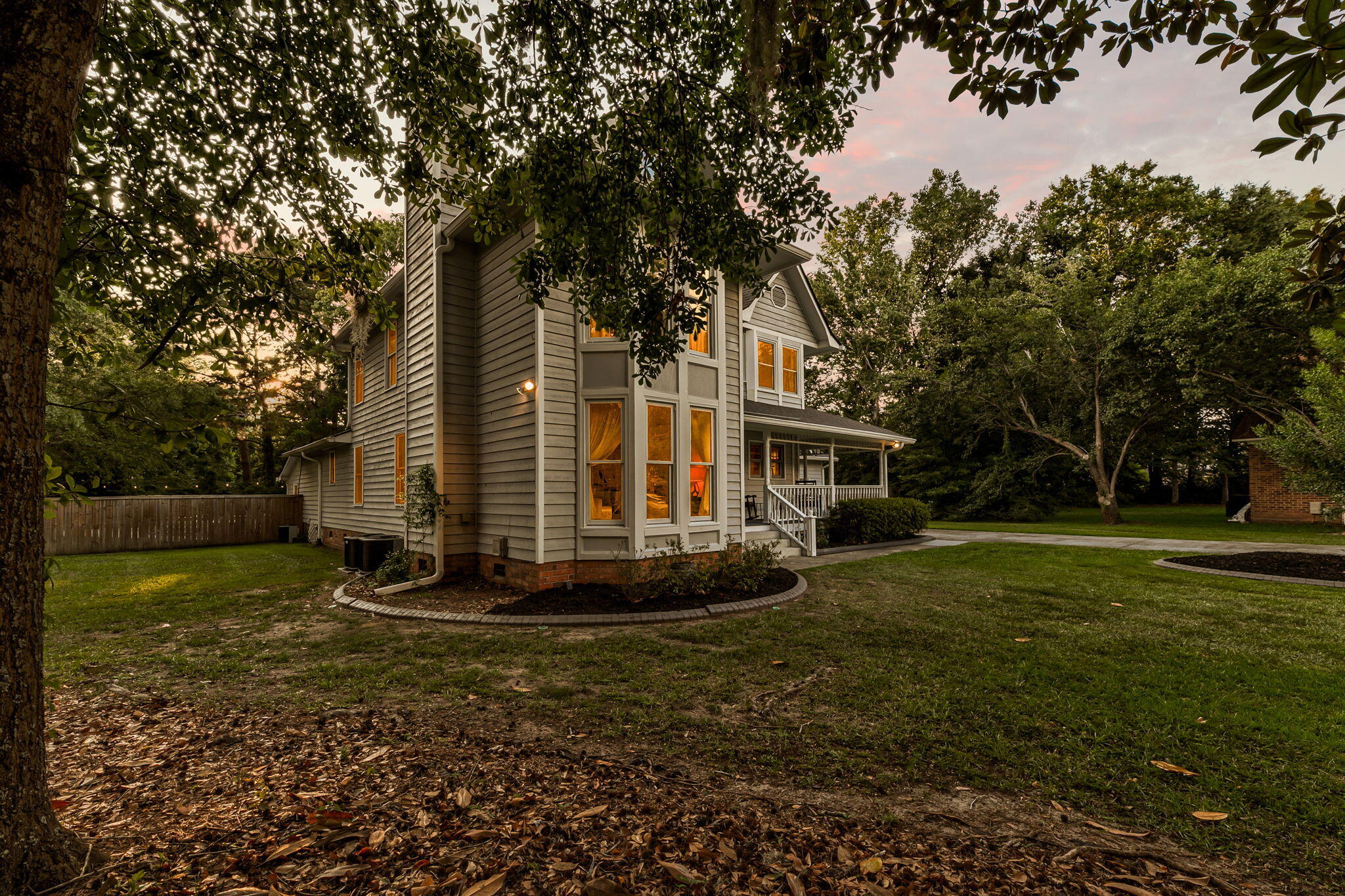 14 Brigadoon Place
