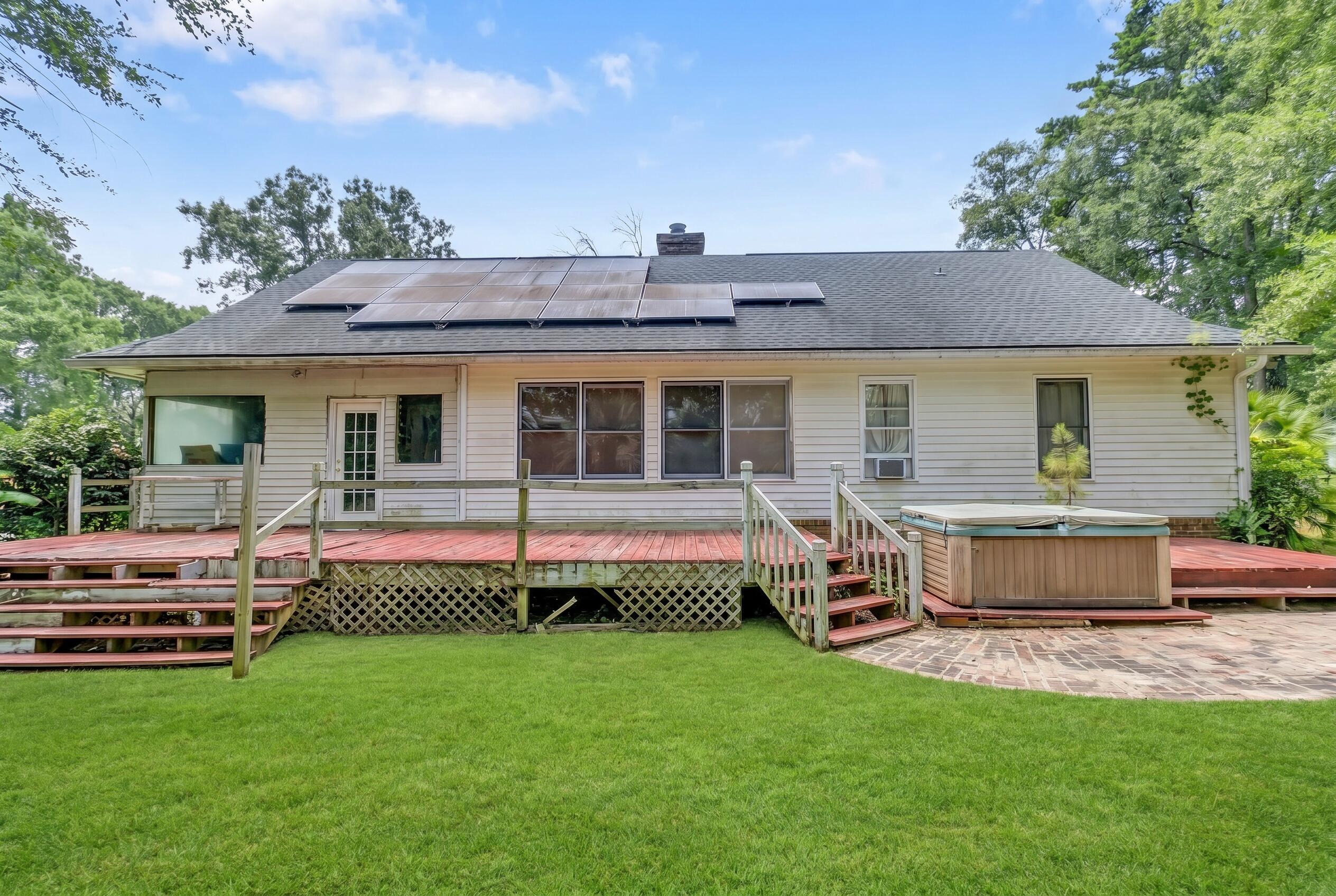 4 Garth Drive