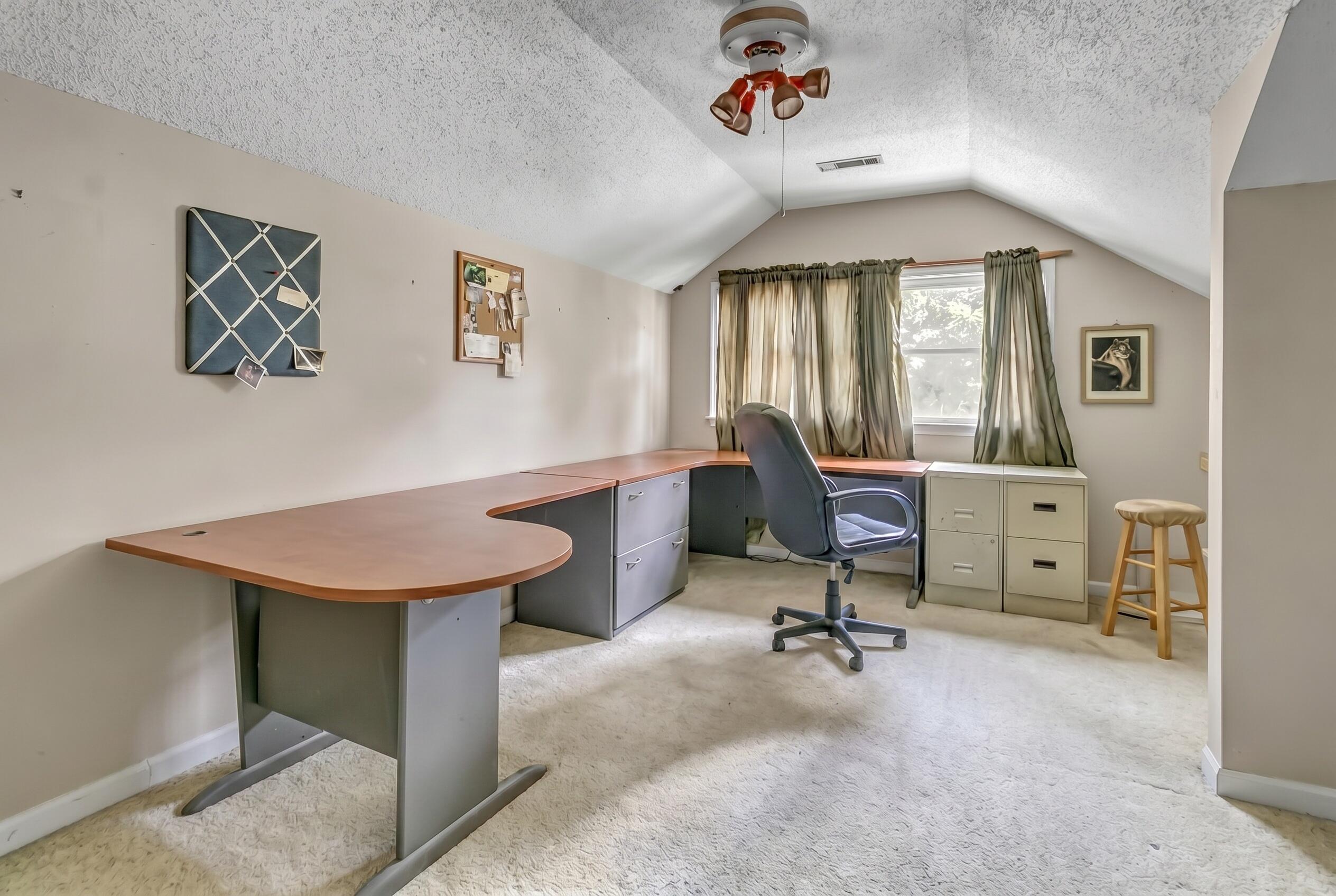 4 Garth Drive