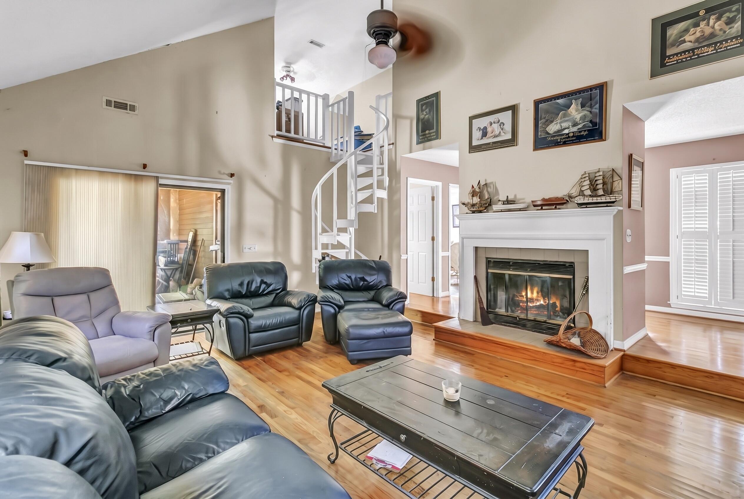 4 Garth Drive