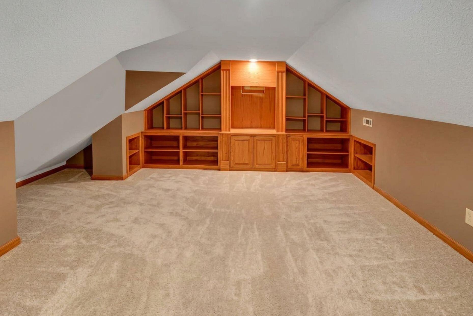 4 Garth Drive