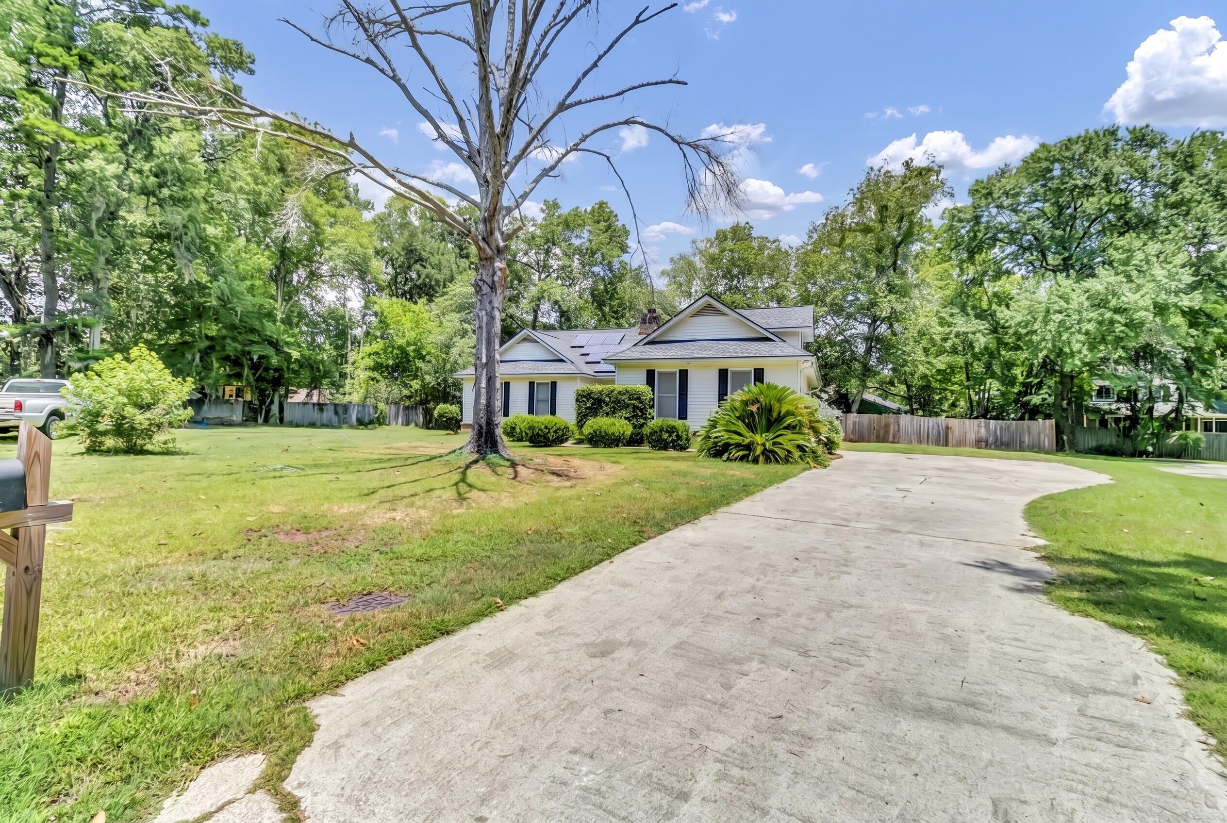 4 Garth Drive