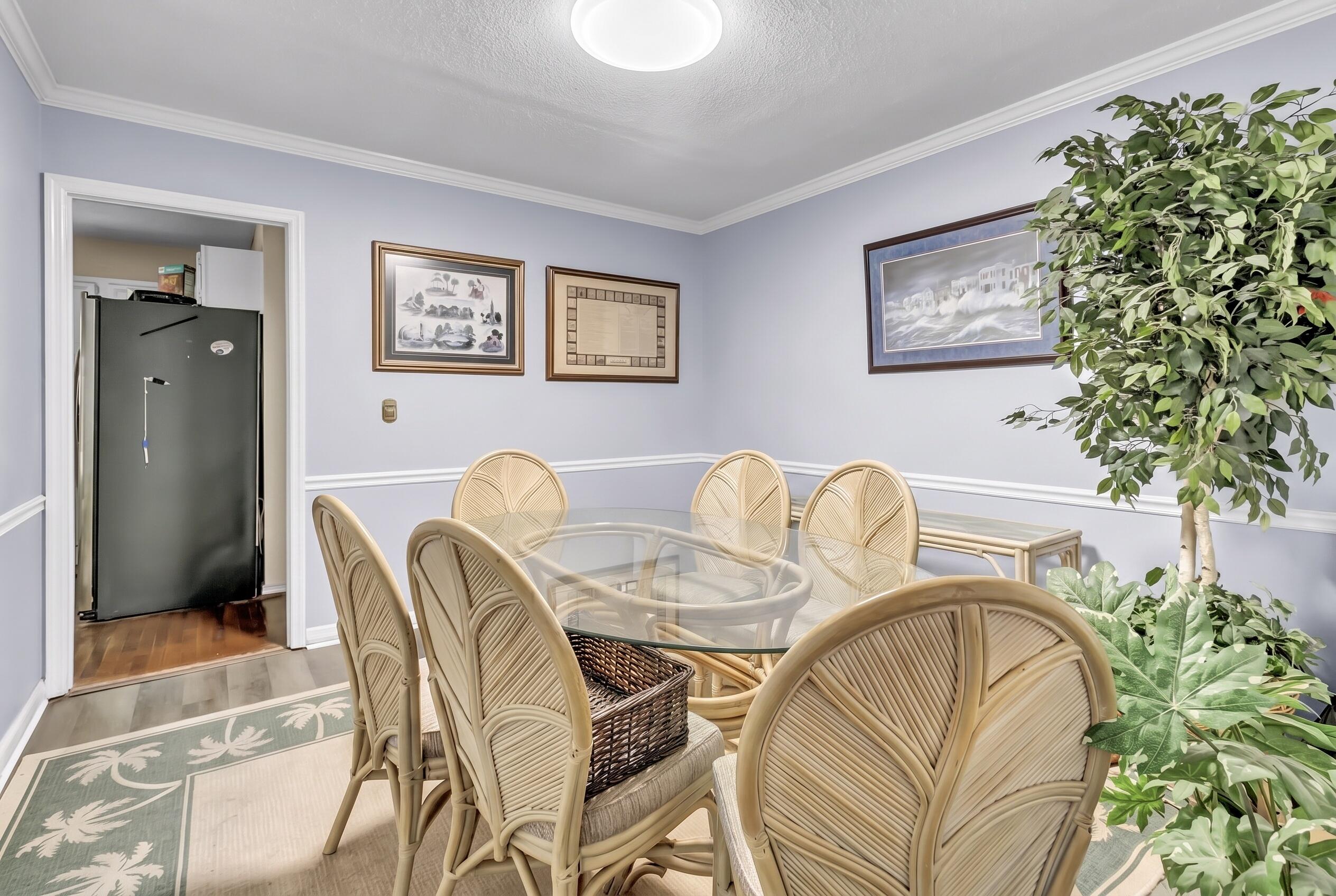 4 Garth Drive