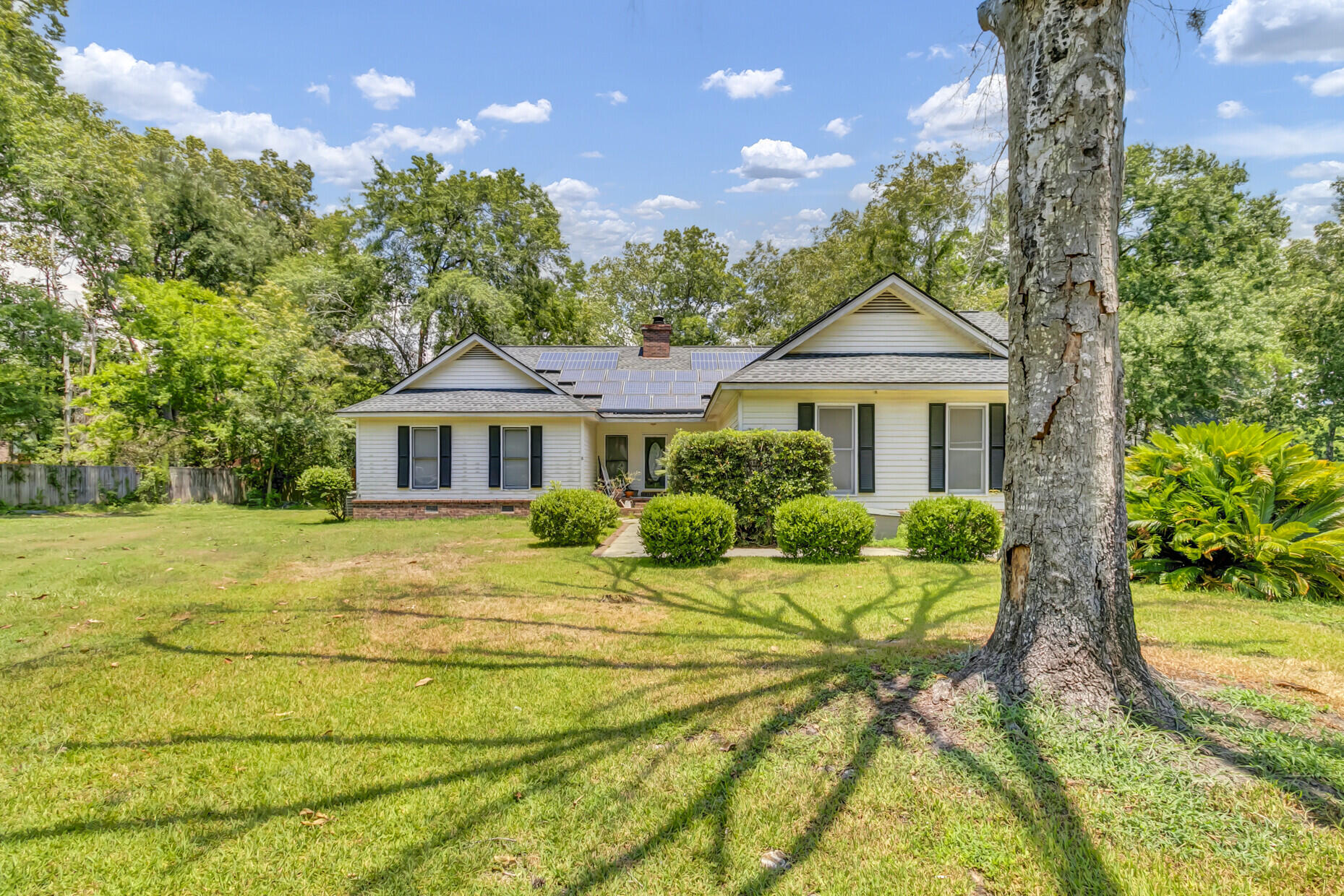 4 Garth Drive