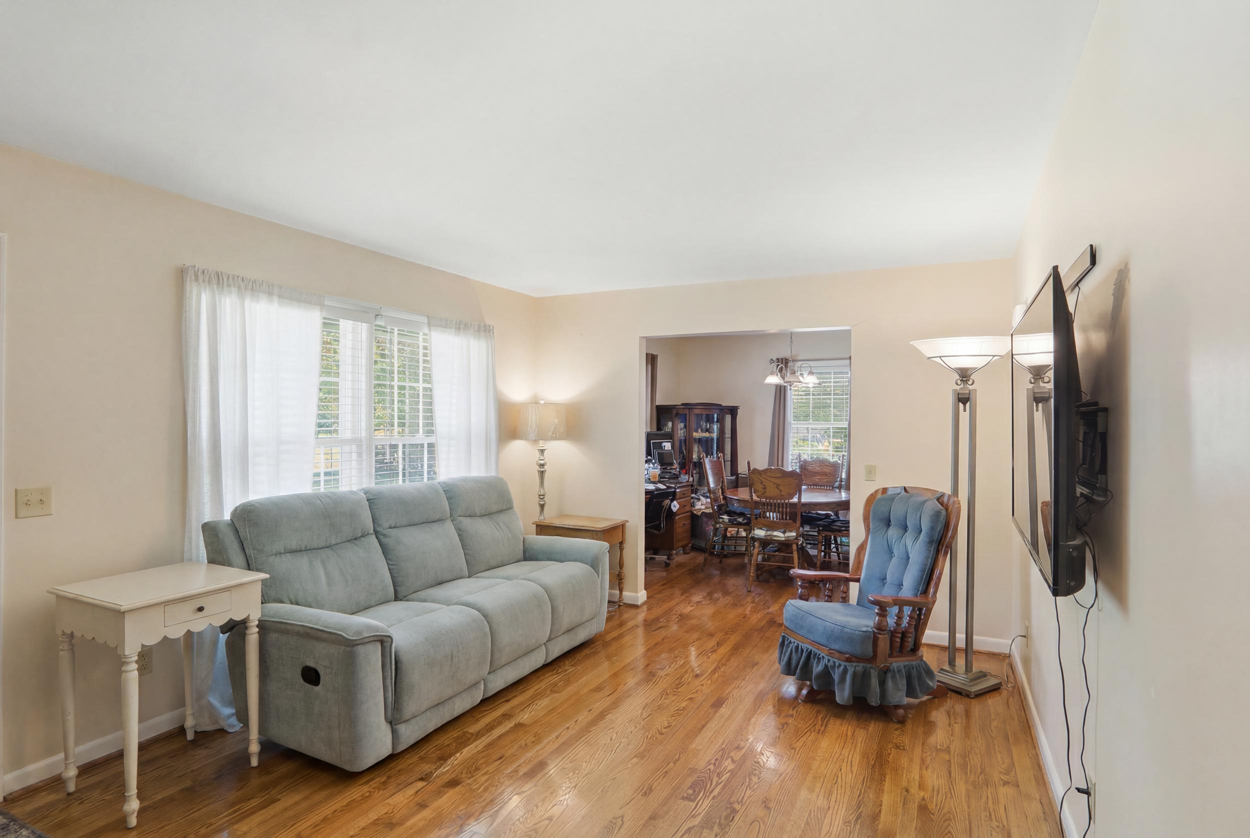 1729 Old Whitesville Road