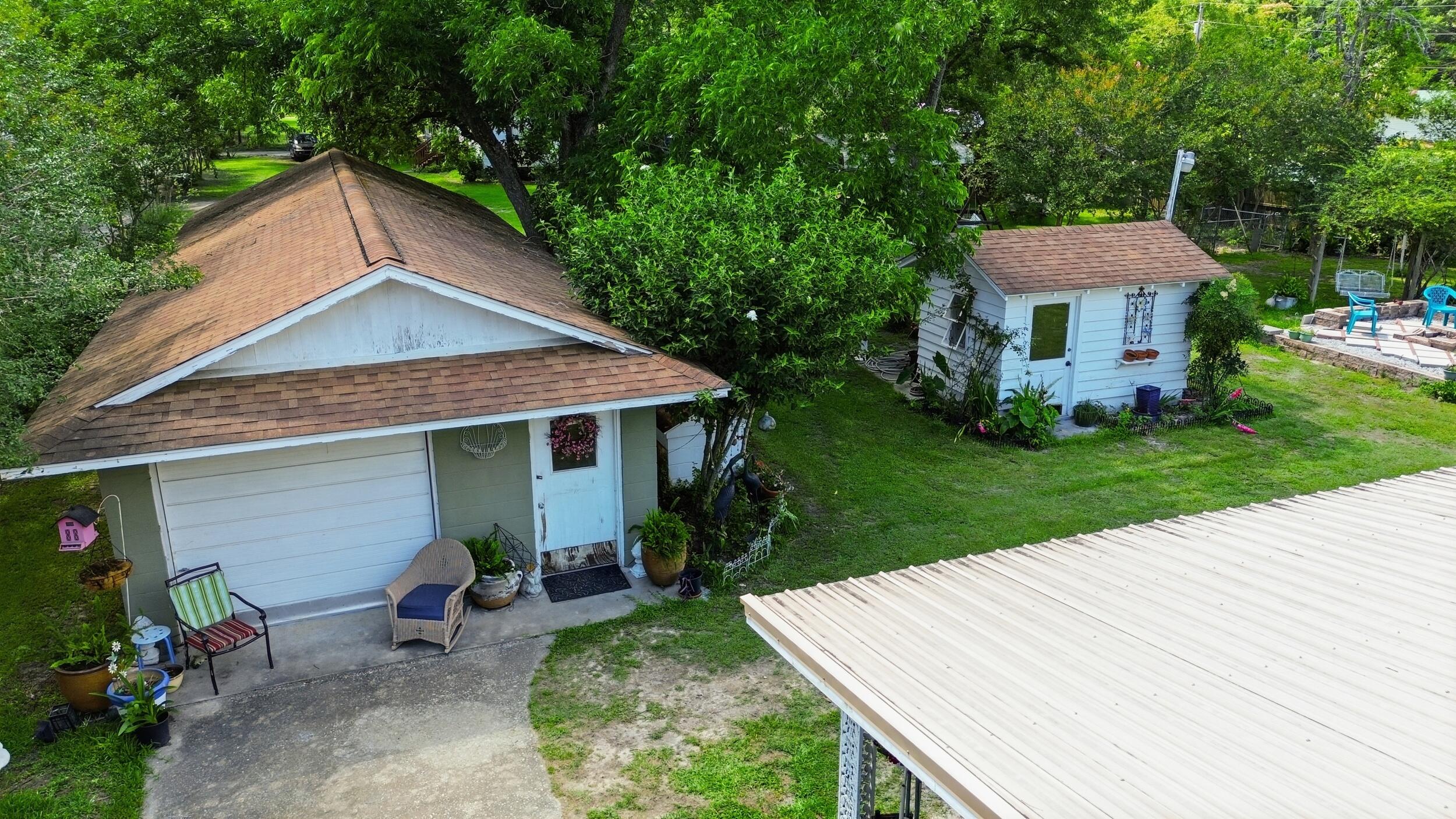 1729 Old Whitesville Road