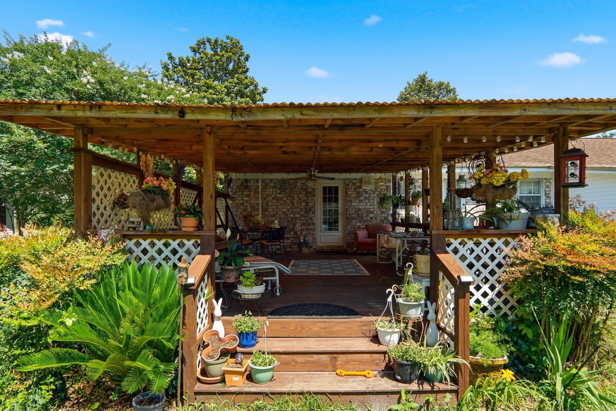 1729 Old Whitesville Road