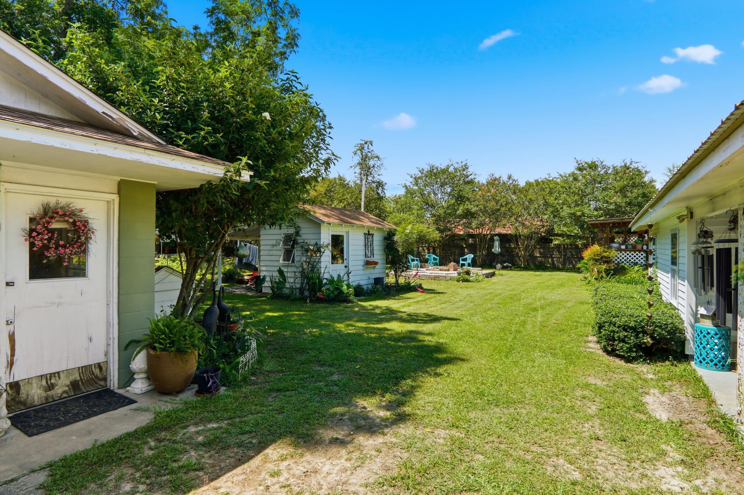 1729 Old Whitesville Road