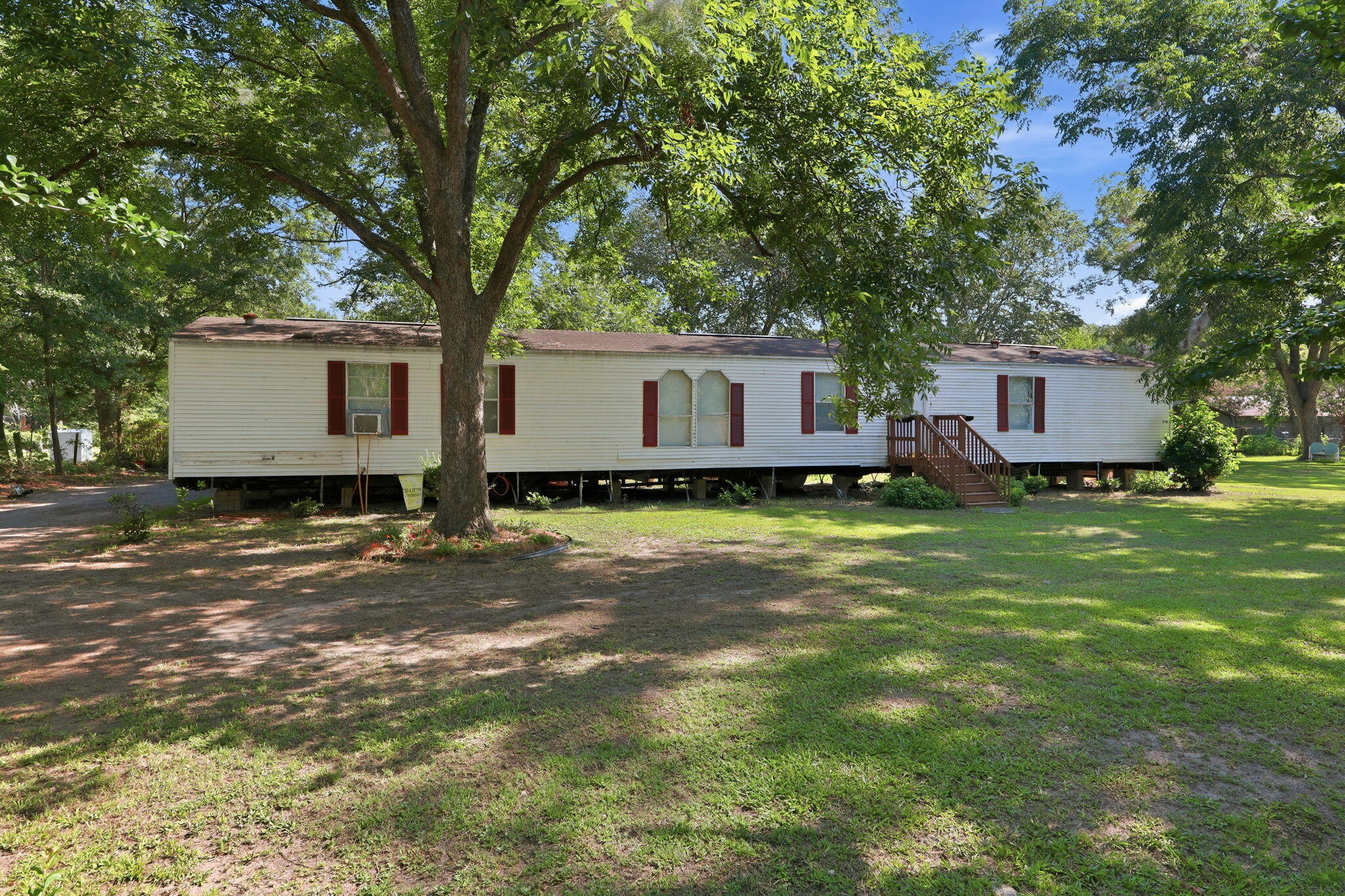 1729 Old Whitesville Road