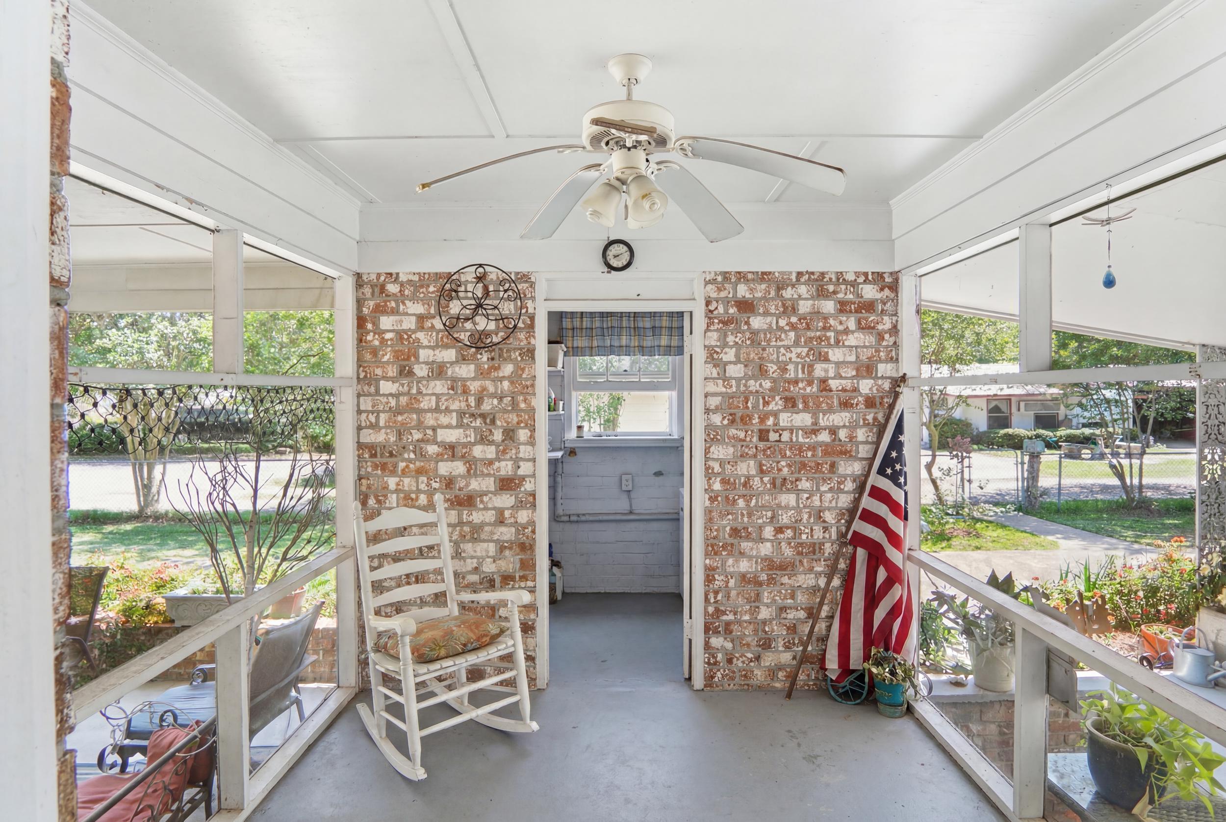1729 Old Whitesville Road