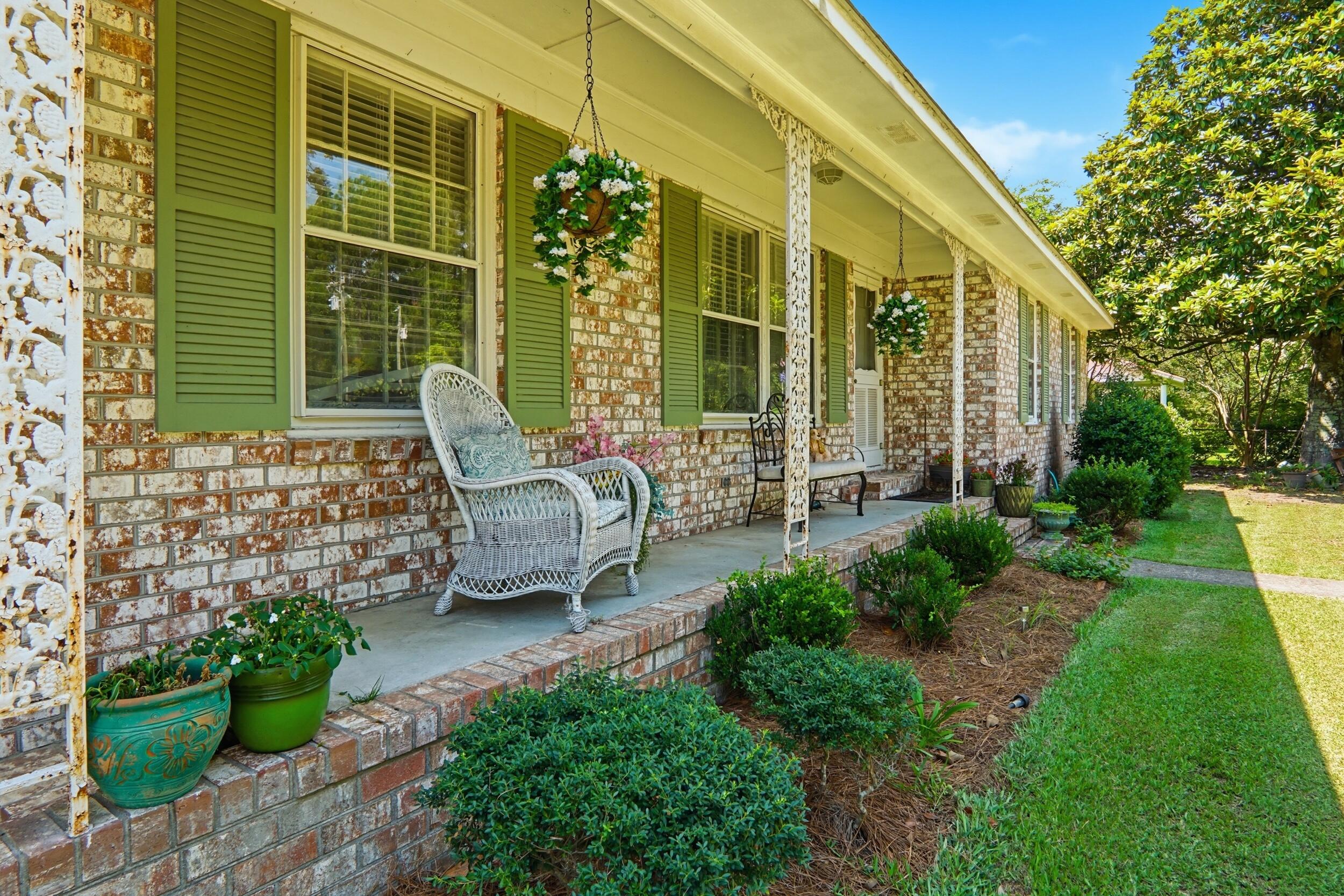 1729 Old Whitesville Road