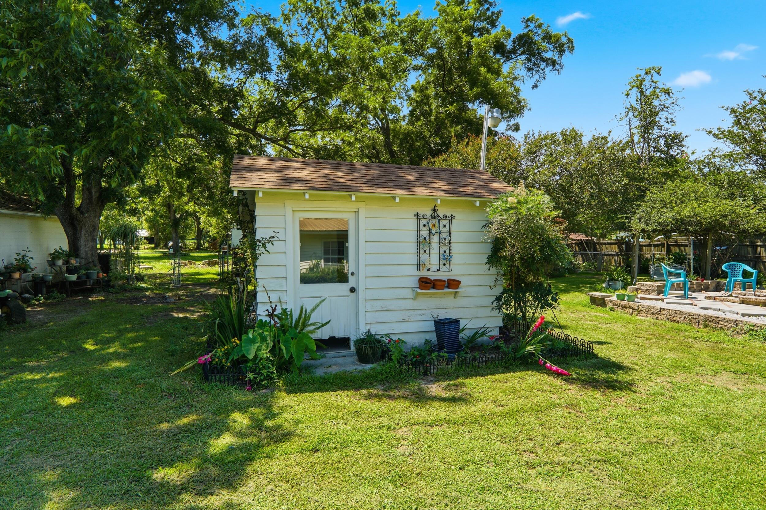 1729 Old Whitesville Road