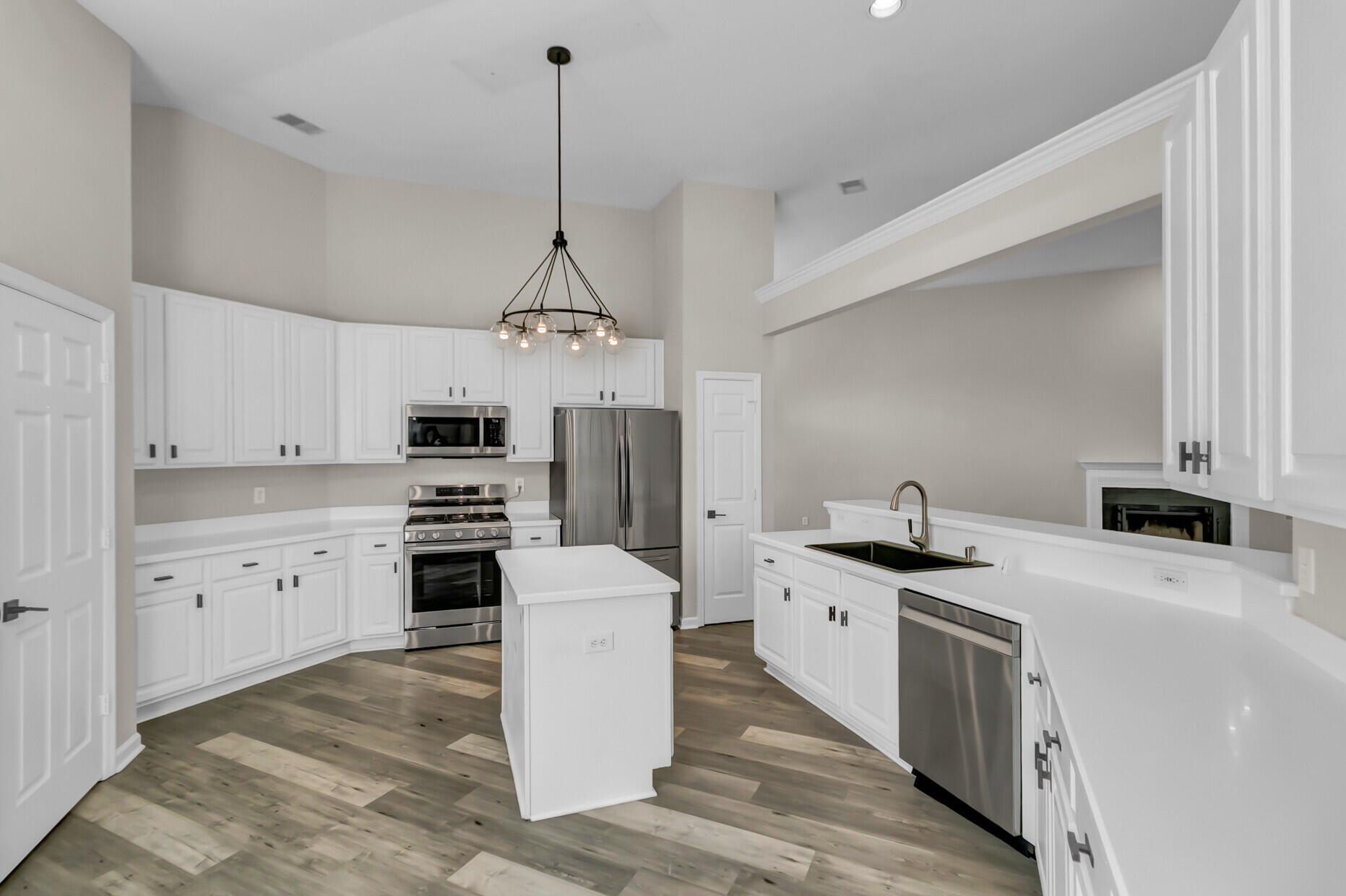 3234 John Bartram Place