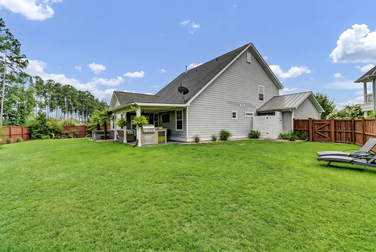 411 Whispering Breeze Lane