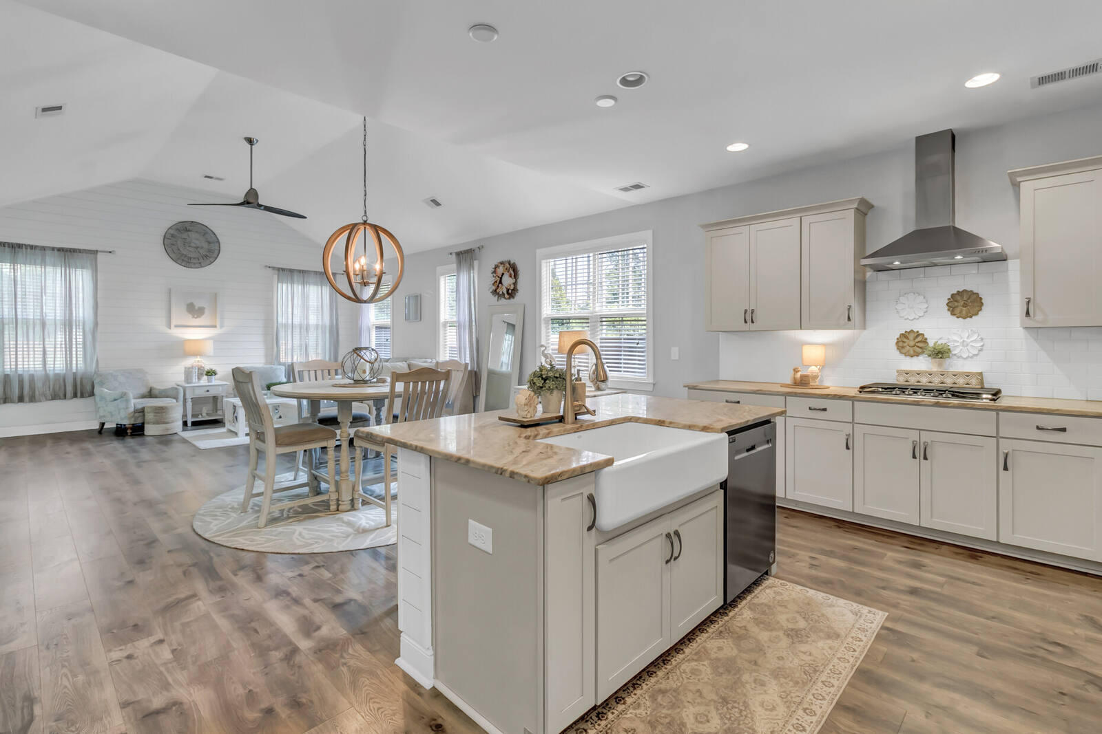 411 Whispering Breeze Lane