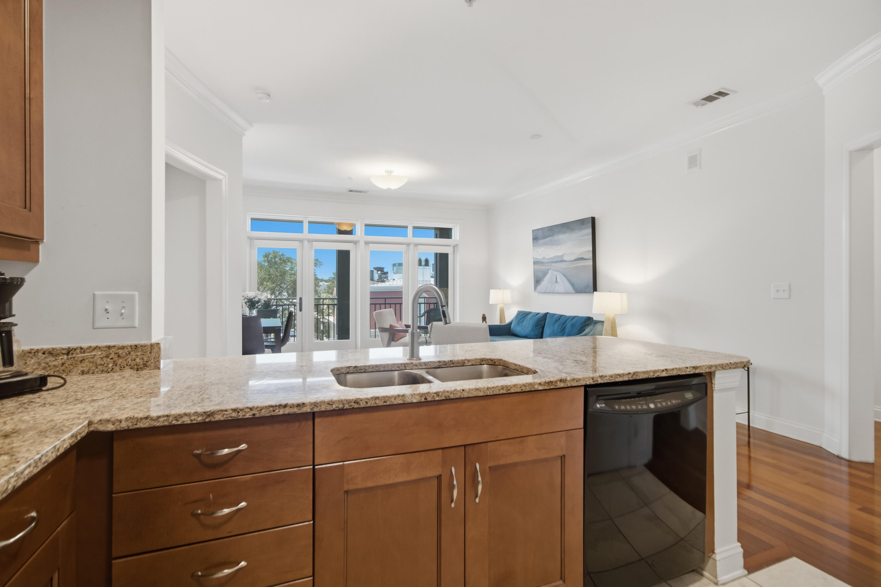 21 George Street # 303