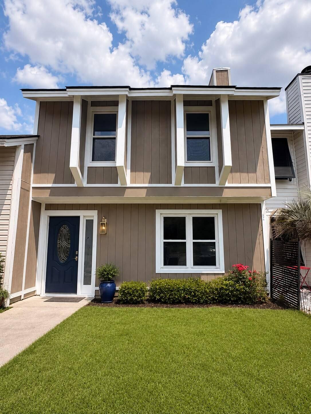11 Hunters Court