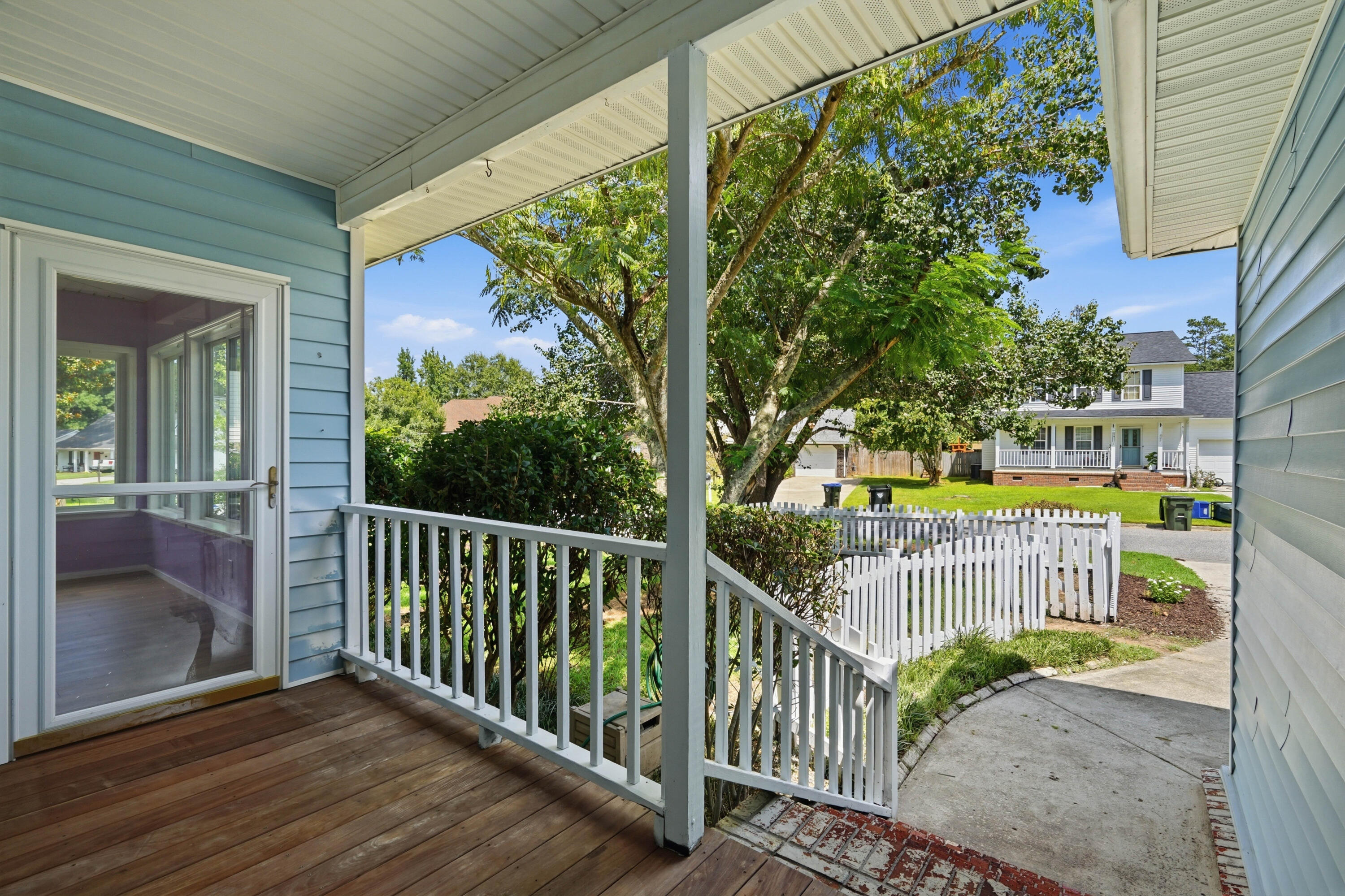 608 Dolphin Drive