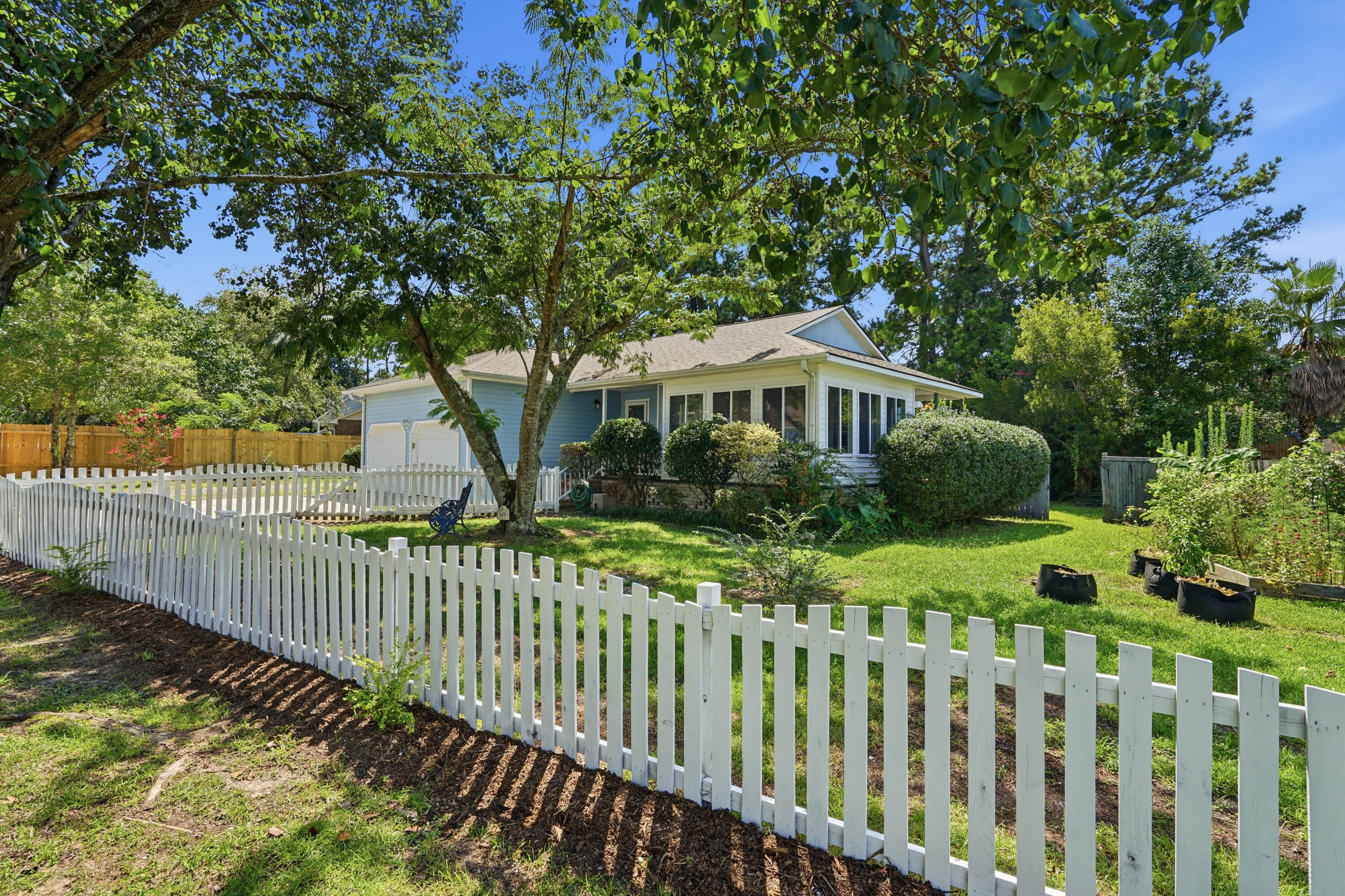608 Dolphin Drive