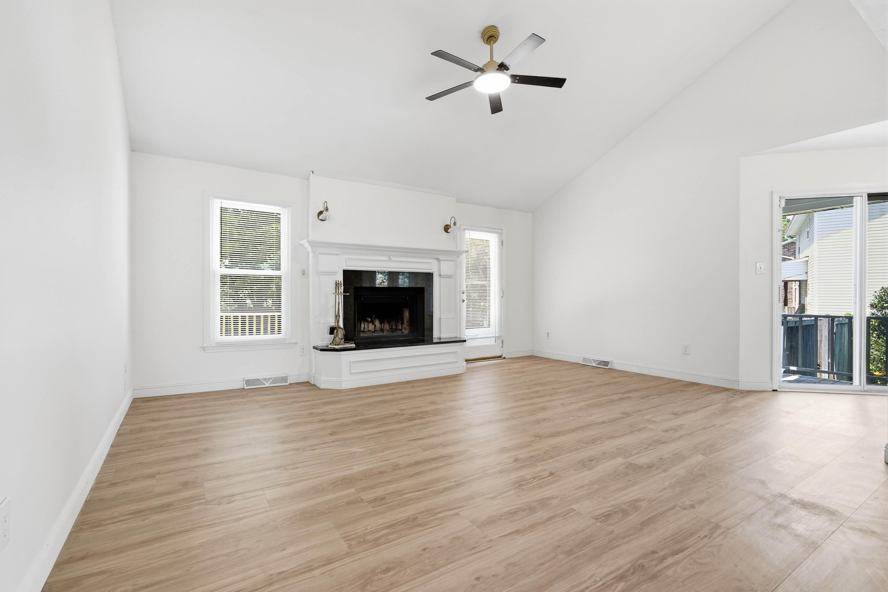 608 Dolphin Drive