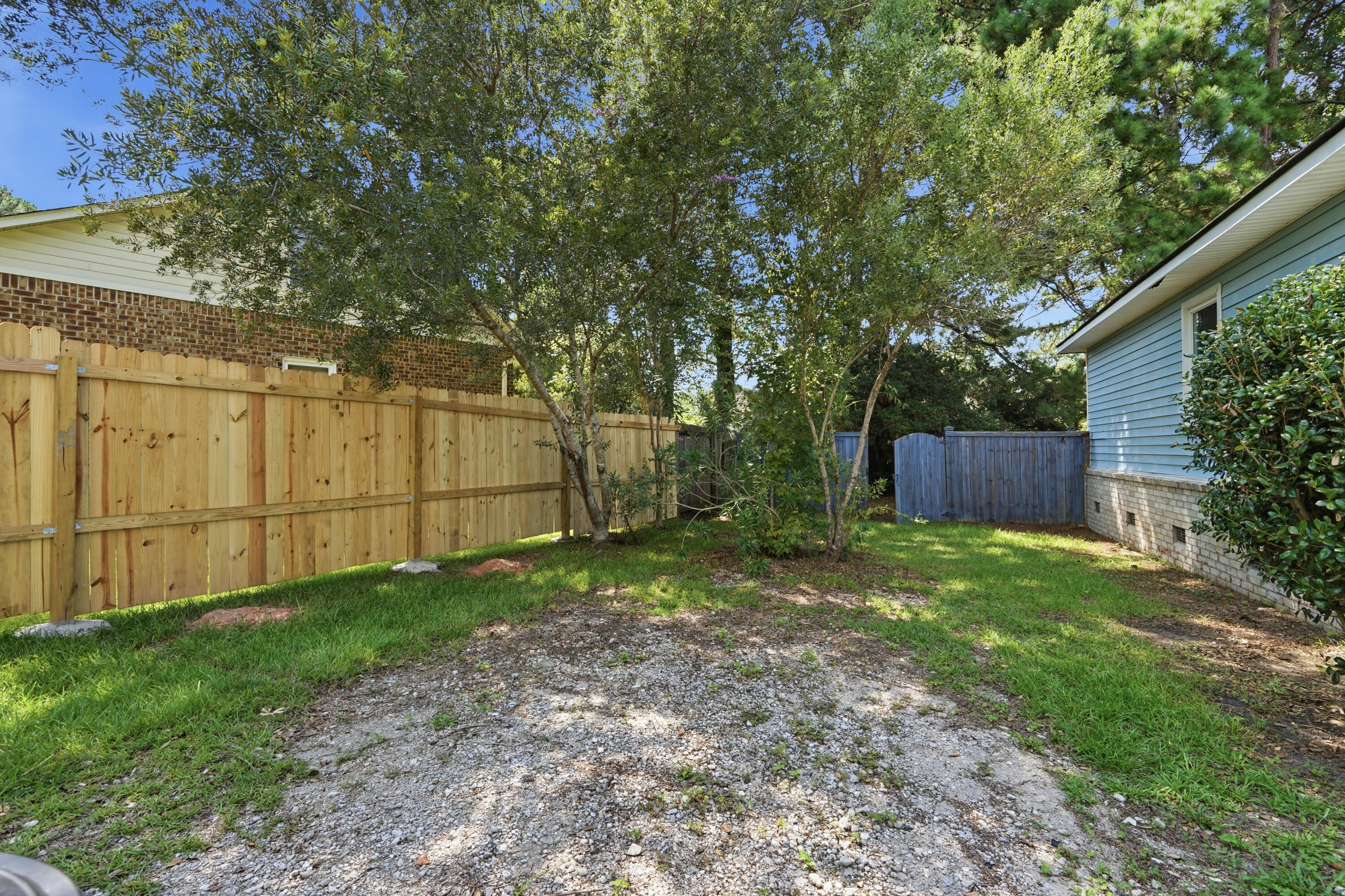 608 Dolphin Drive