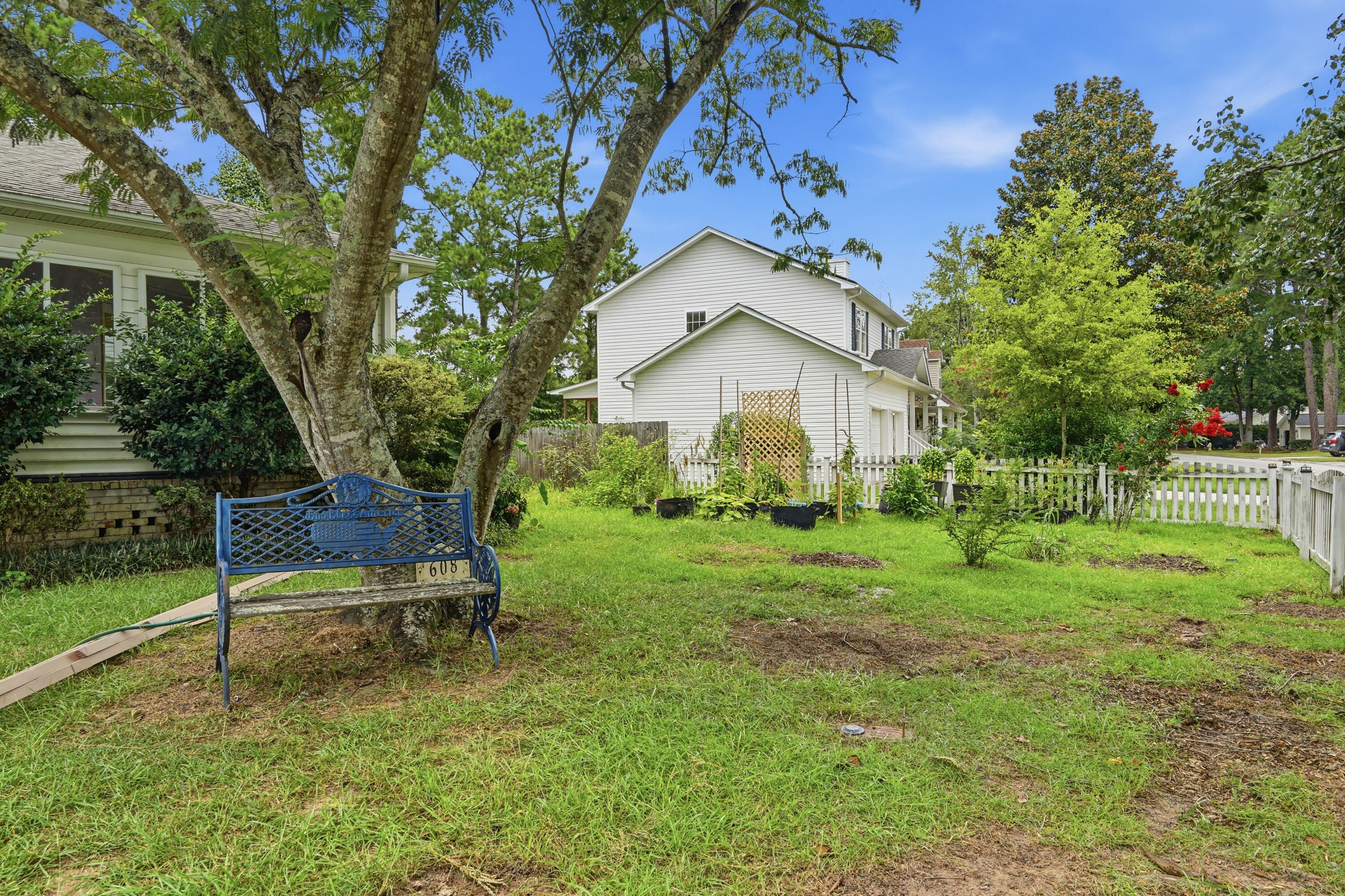 608 Dolphin Drive