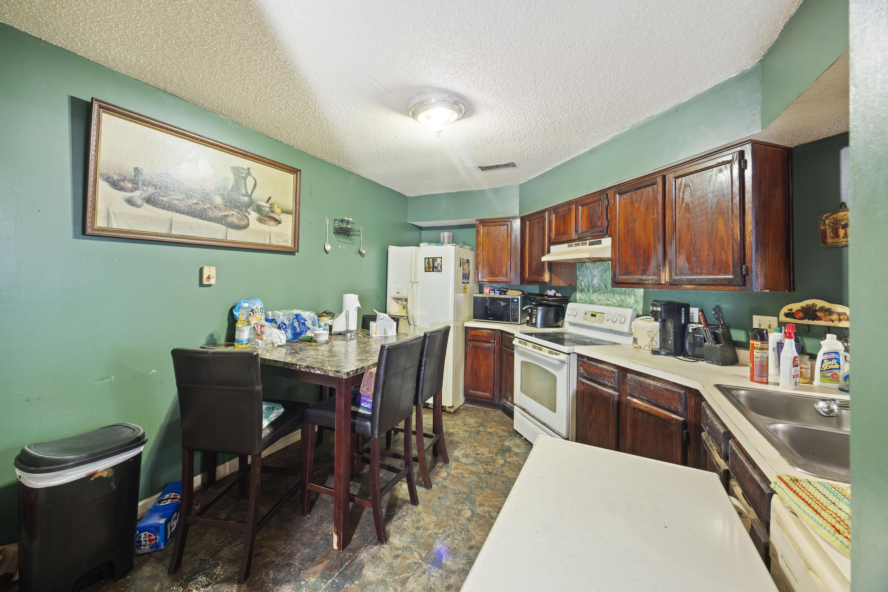 112 Blueridge Trail