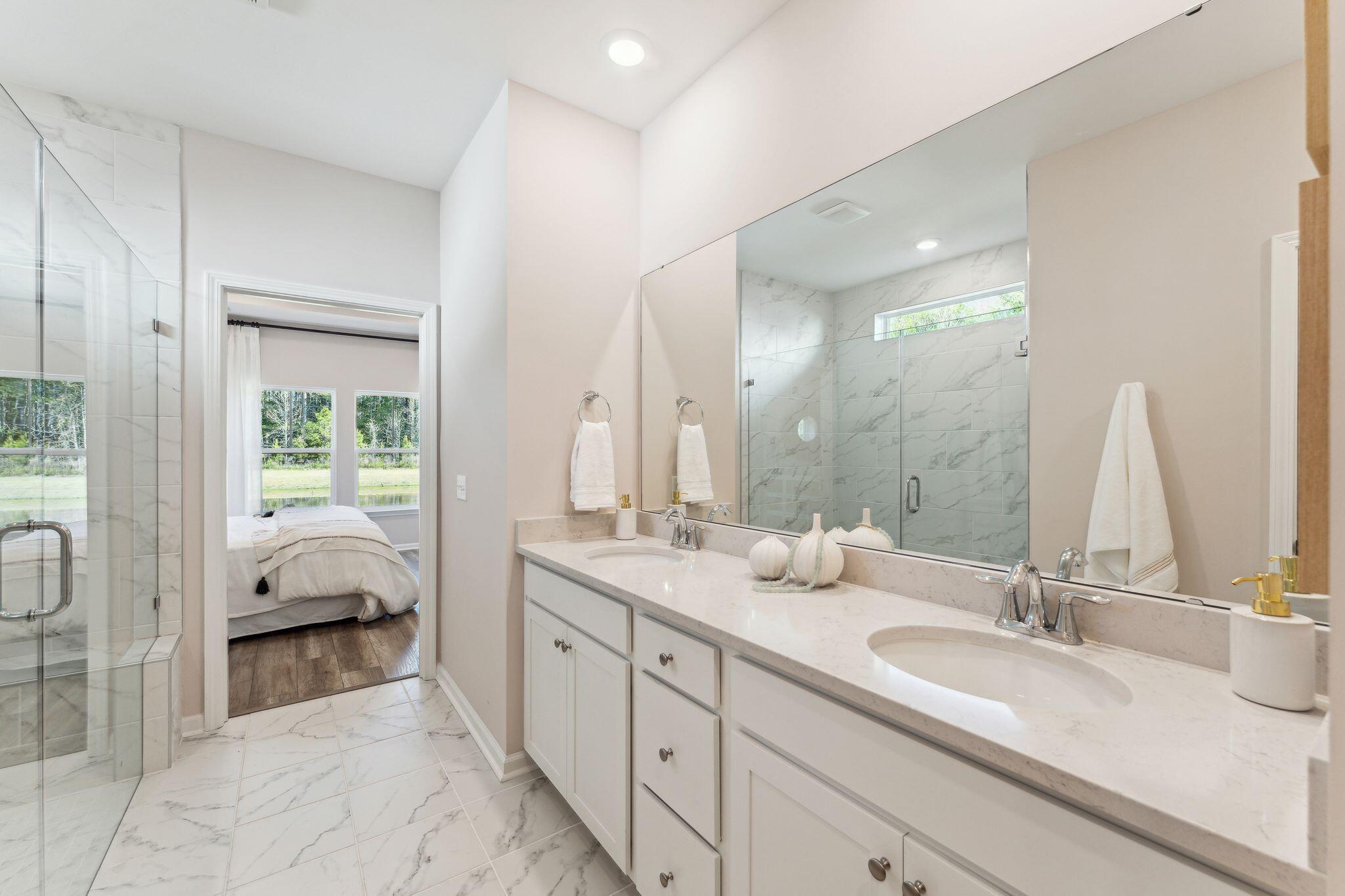 1106 Razor Clam Way